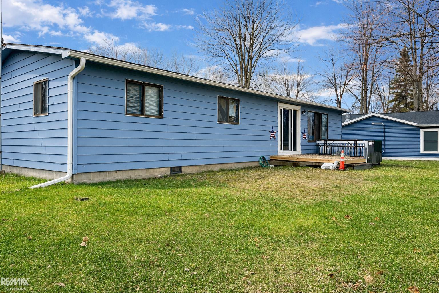4800 Maxson Drive, Hope, MI 48628