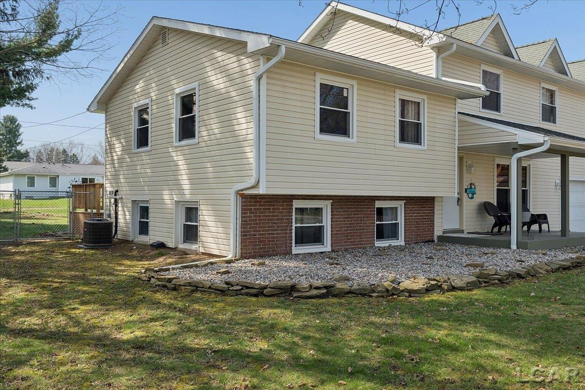 264 Normandy Drive, Onsted, MI 49265 — Photo 5