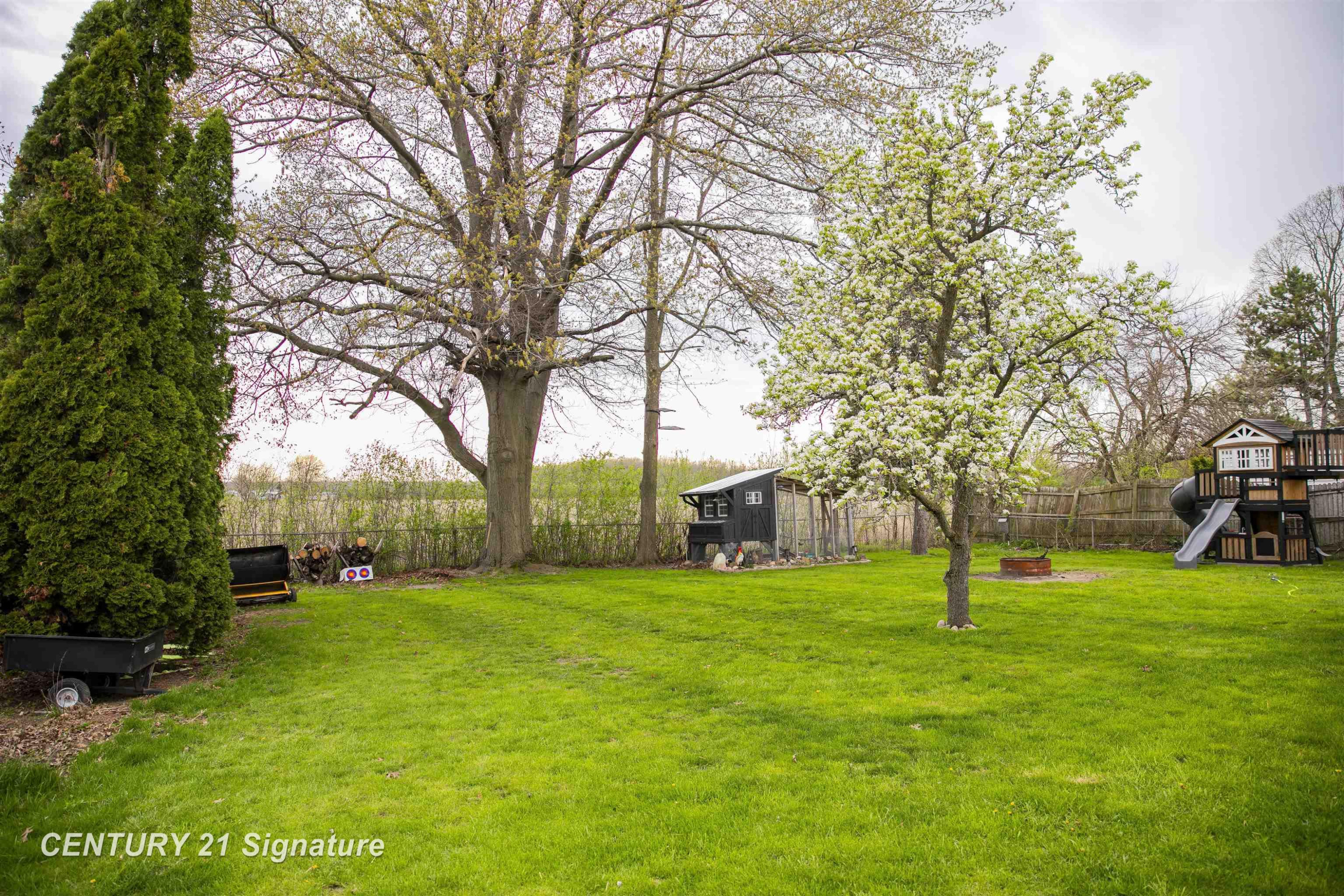 4190 Peggy Drive, Saginaw, MI 48601 — Photo 24