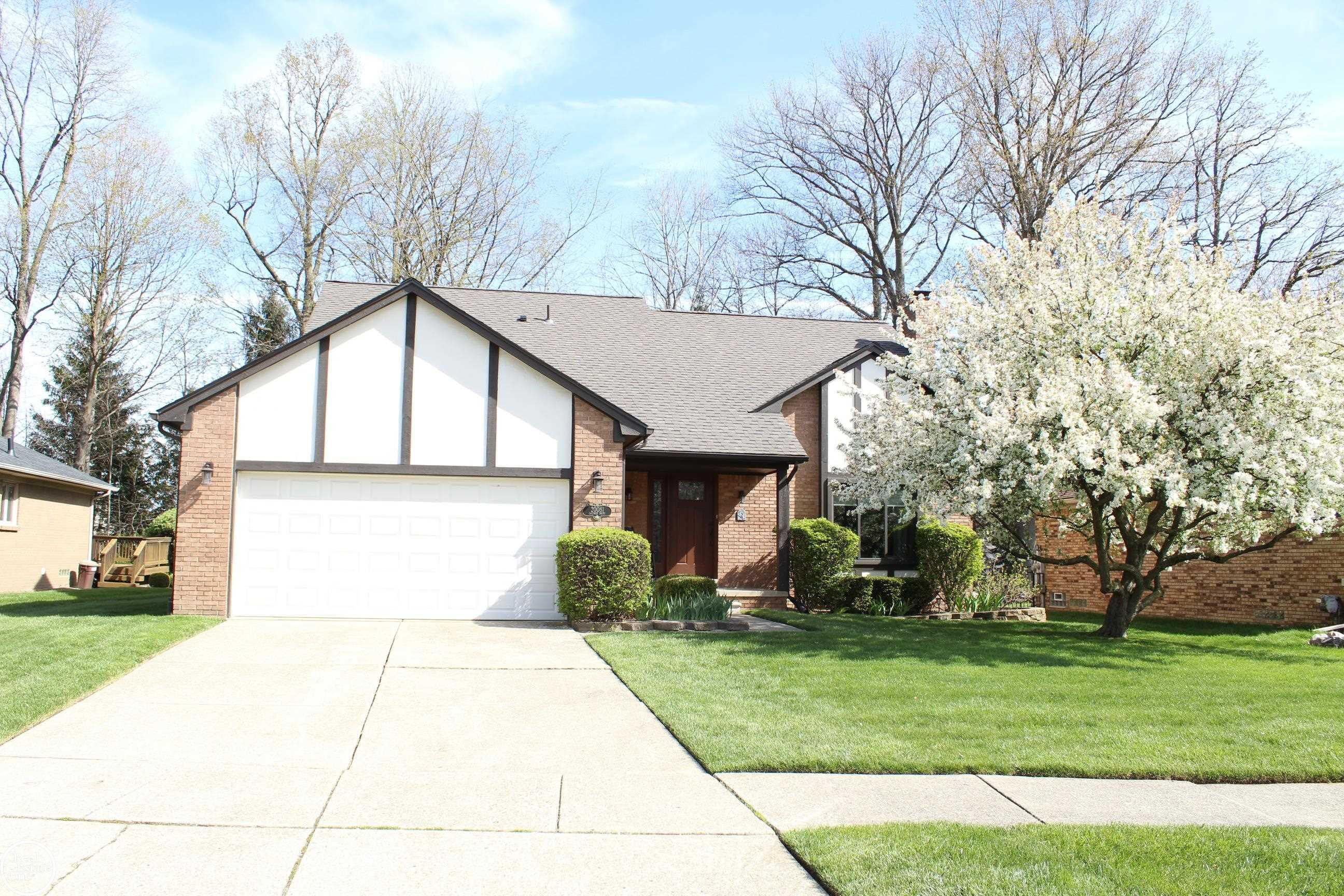 20081 Calumet Drive, Clinton Twp, MI 48038 — front exterior