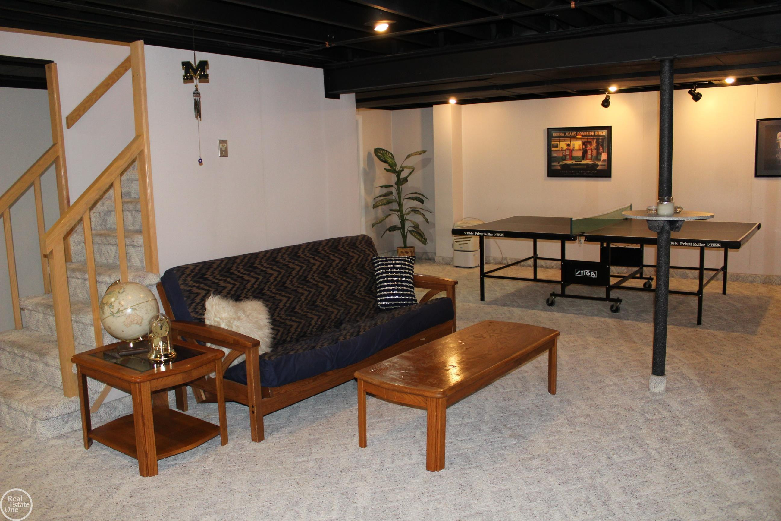 20081 Calumet Drive, Clinton Twp, MI 48038 — Photo 24