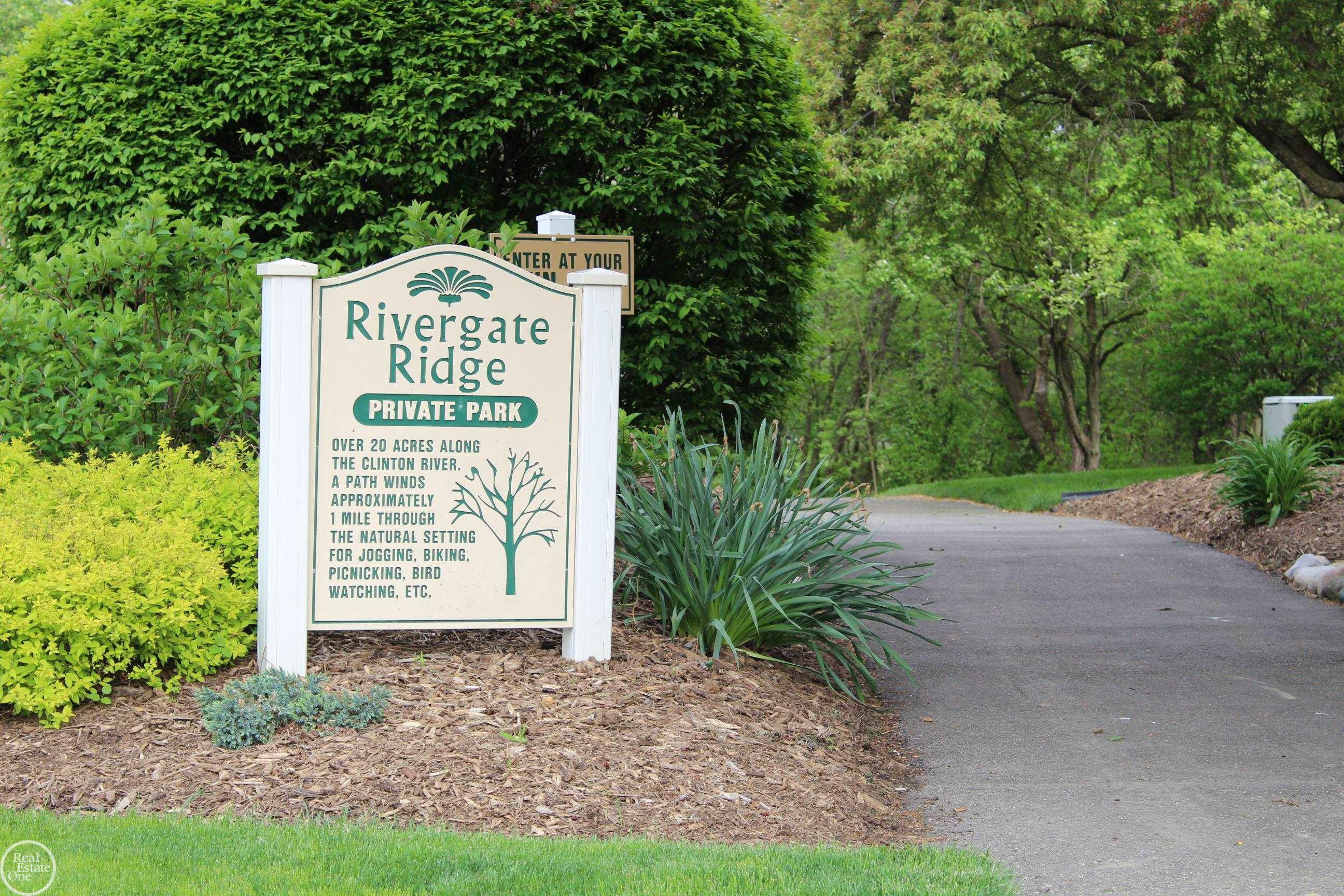 20081 Calumet Drive, Clinton Twp, MI 48038 — Photo 32