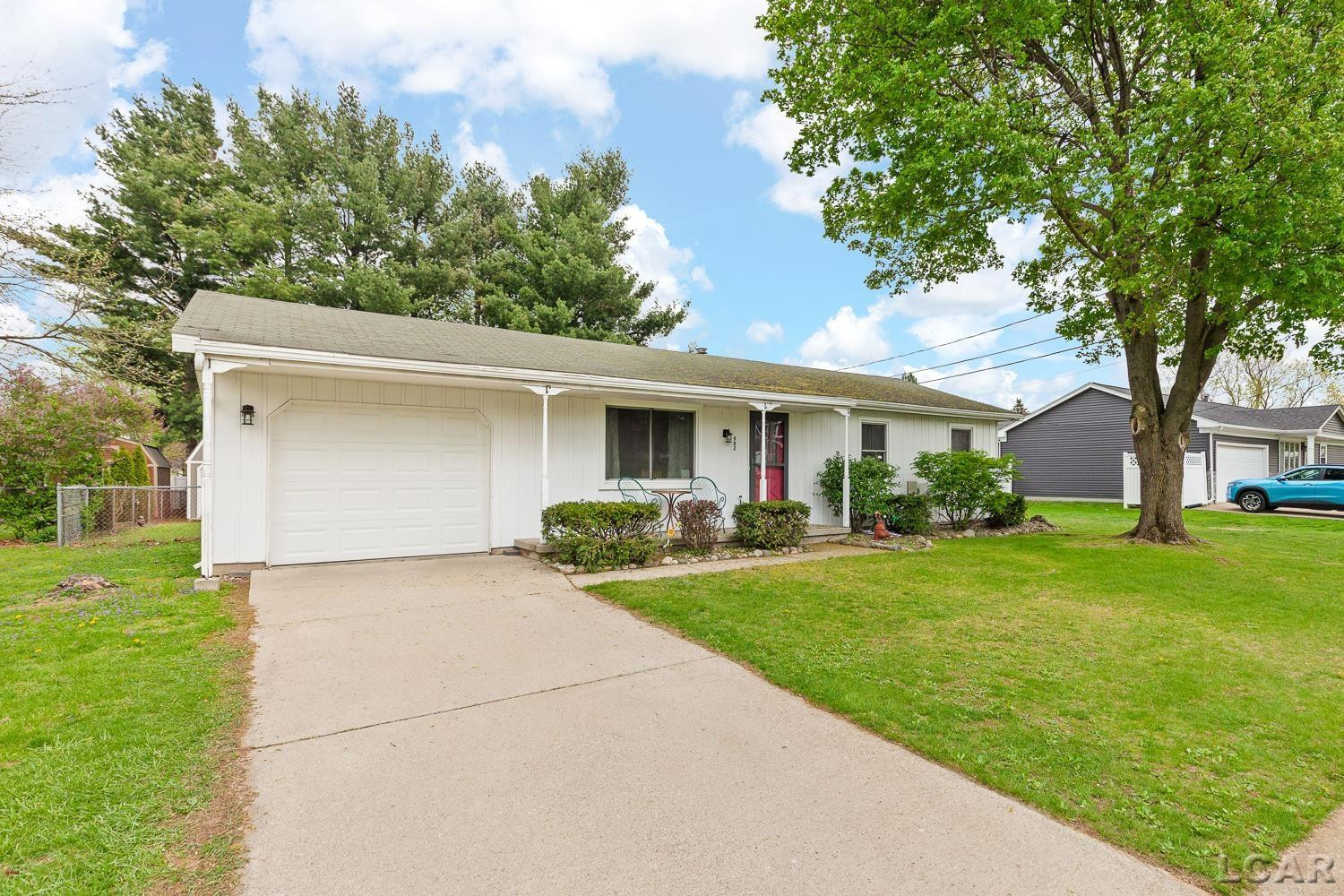 902 N Union Street, Tecumseh, MI 49286 — Photo 4