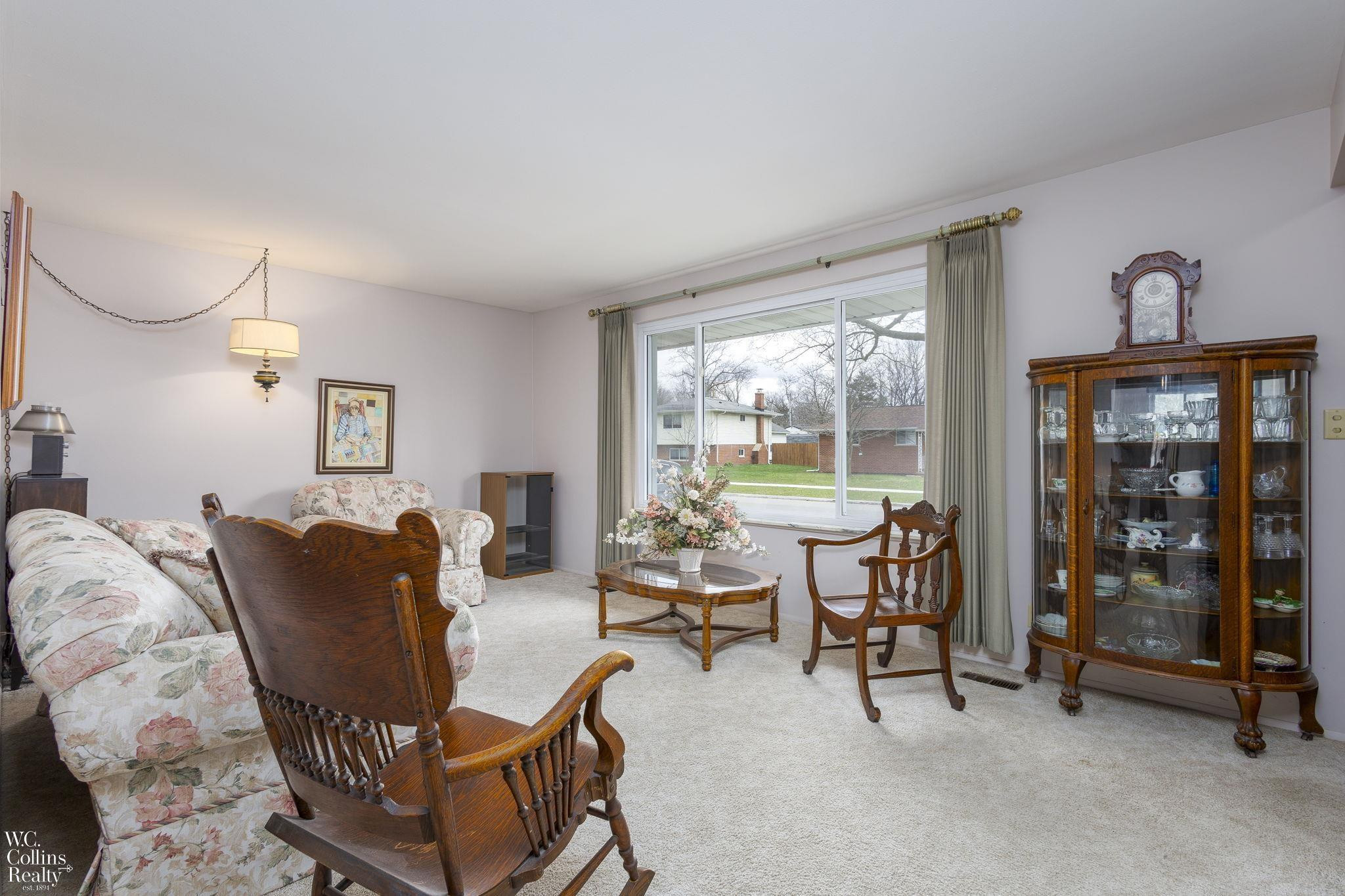 704 Briarwood Lane, Fenton, MI 48430 — Photo 5