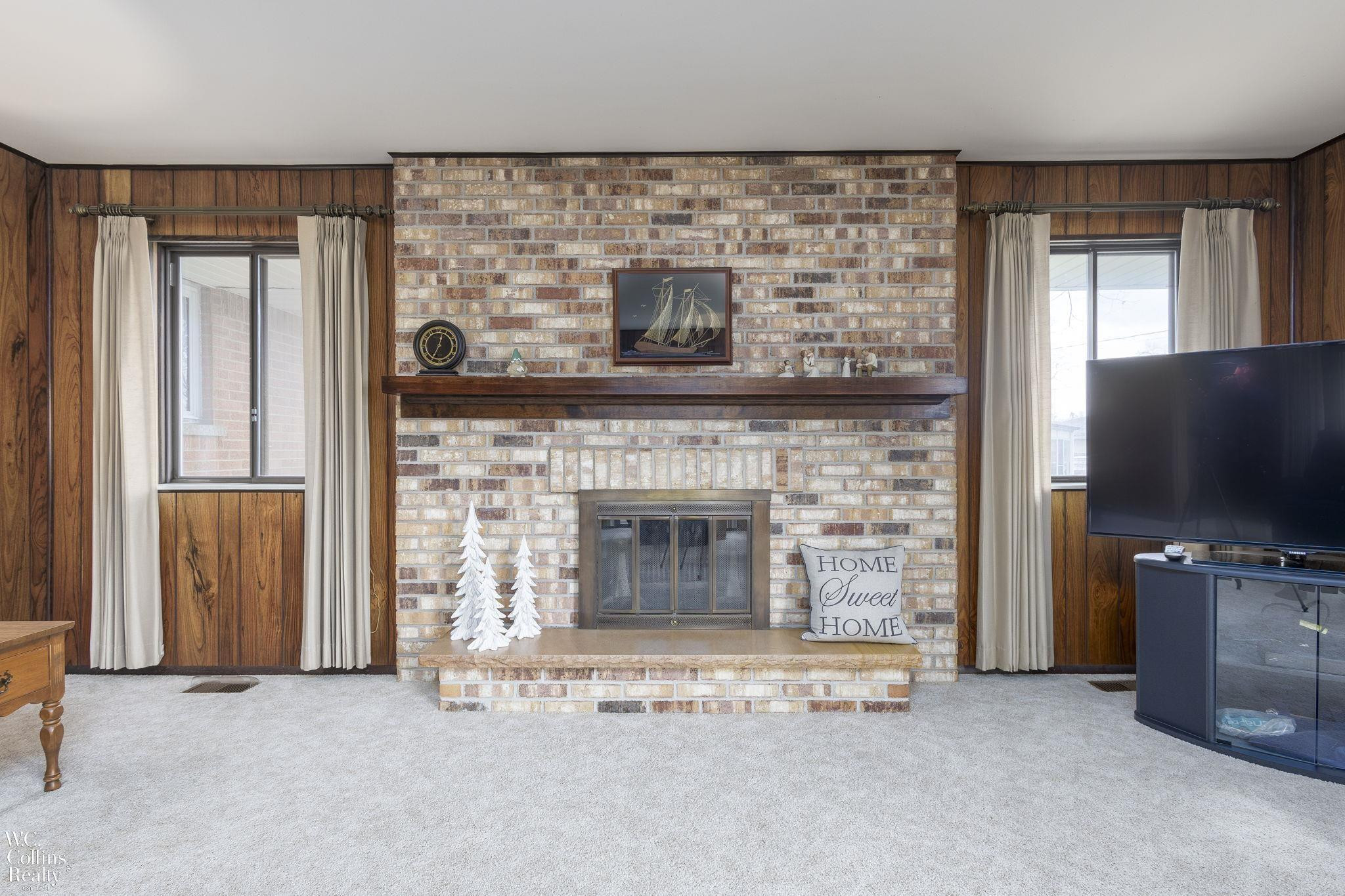 704 Briarwood Lane, Fenton, MI 48430 — Photo 14