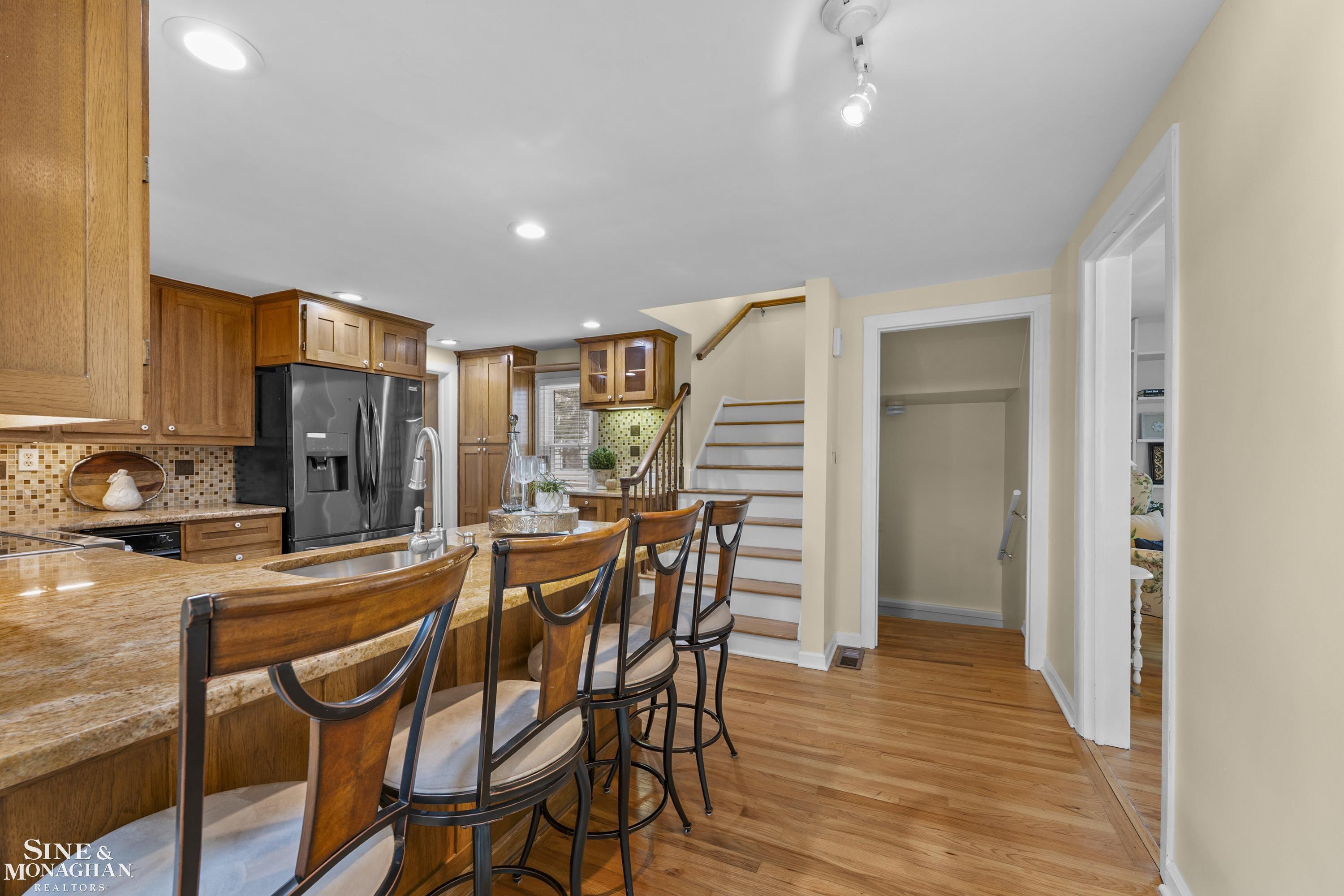 190 Lakeview Avenue, Grosse Pointe Farms, MI 48236 — Photo 12