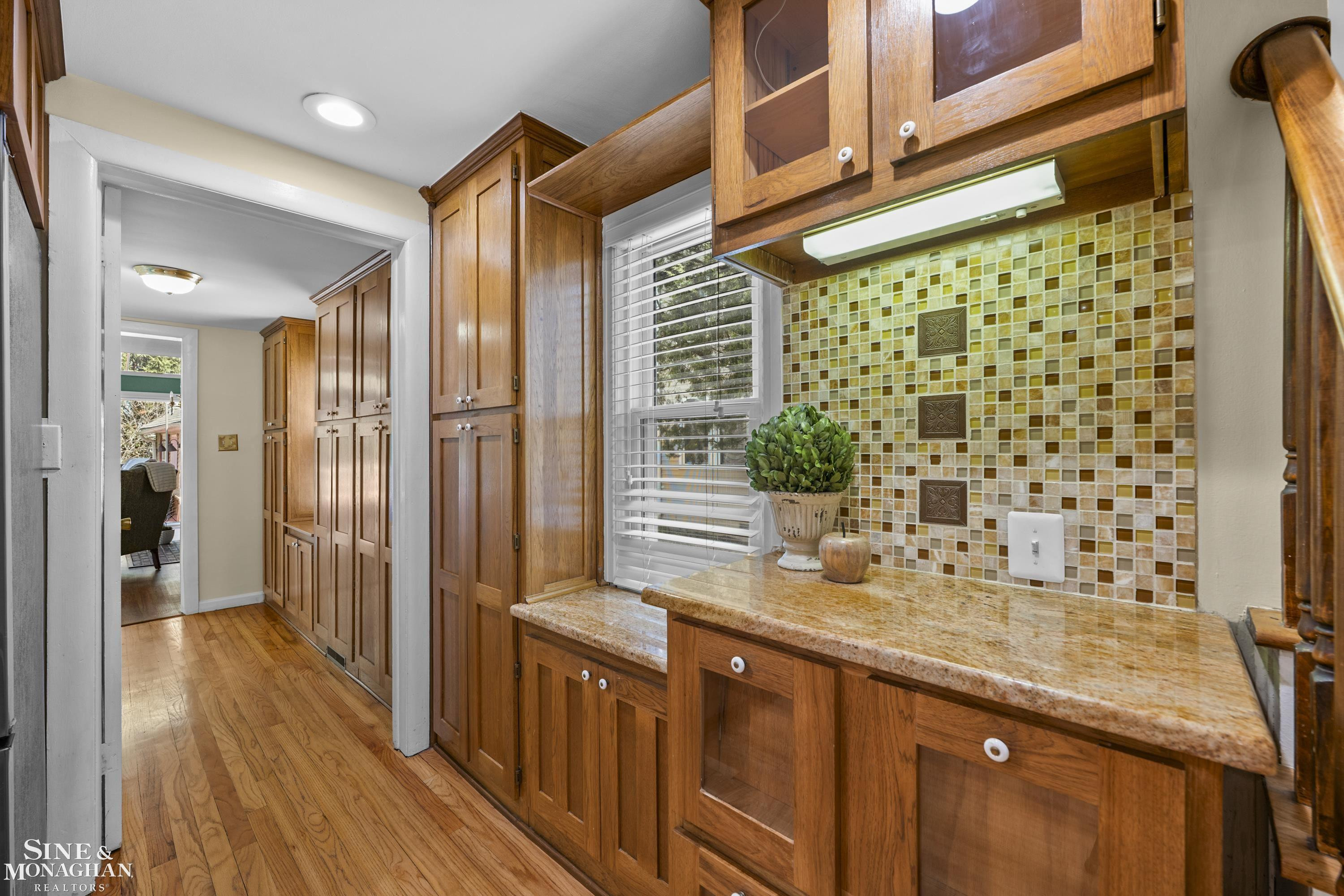 190 Lakeview Avenue, Grosse Pointe Farms, MI 48236 — Photo 16