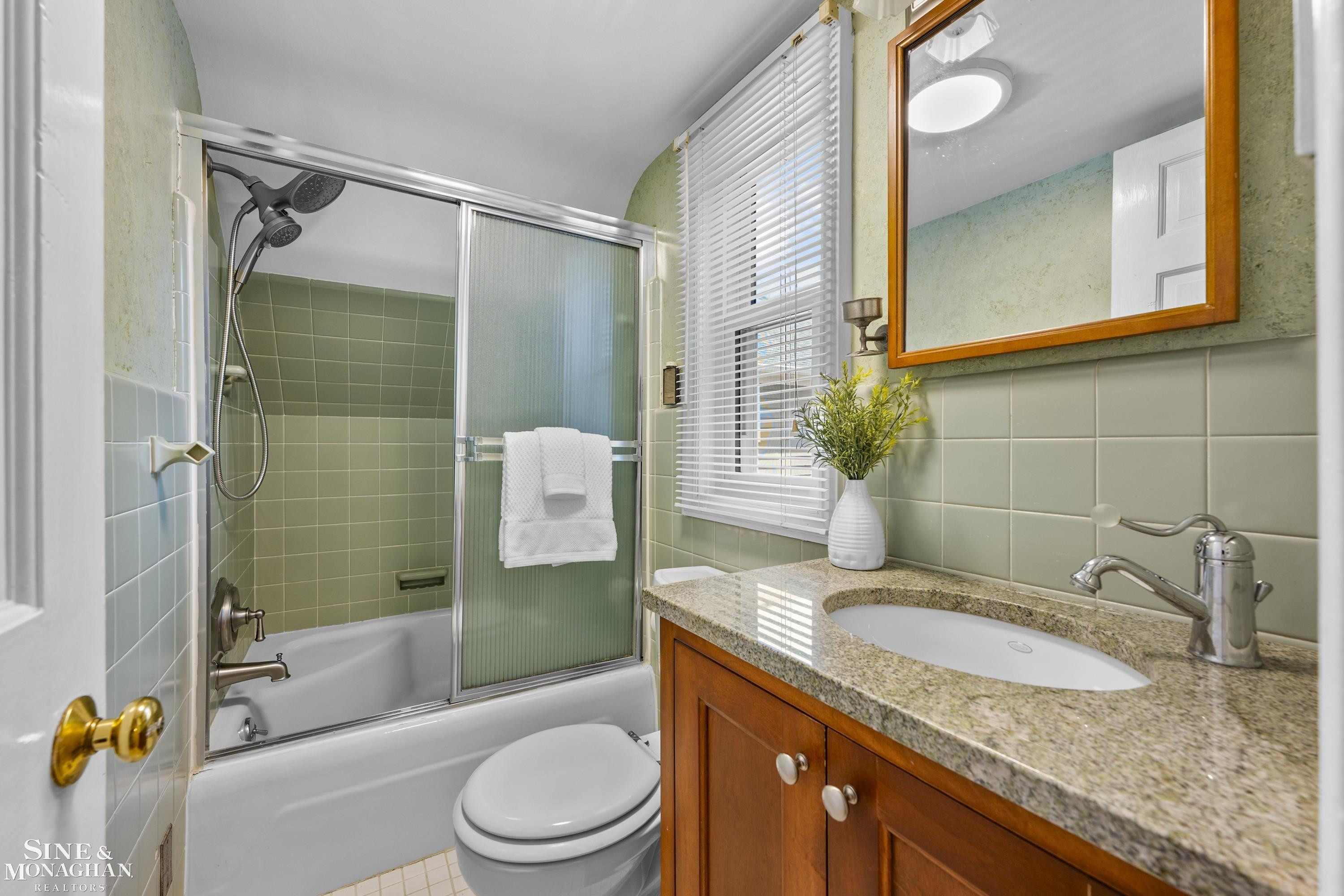 190 Lakeview Avenue, Grosse Pointe Farms, MI 48236 — Photo 31