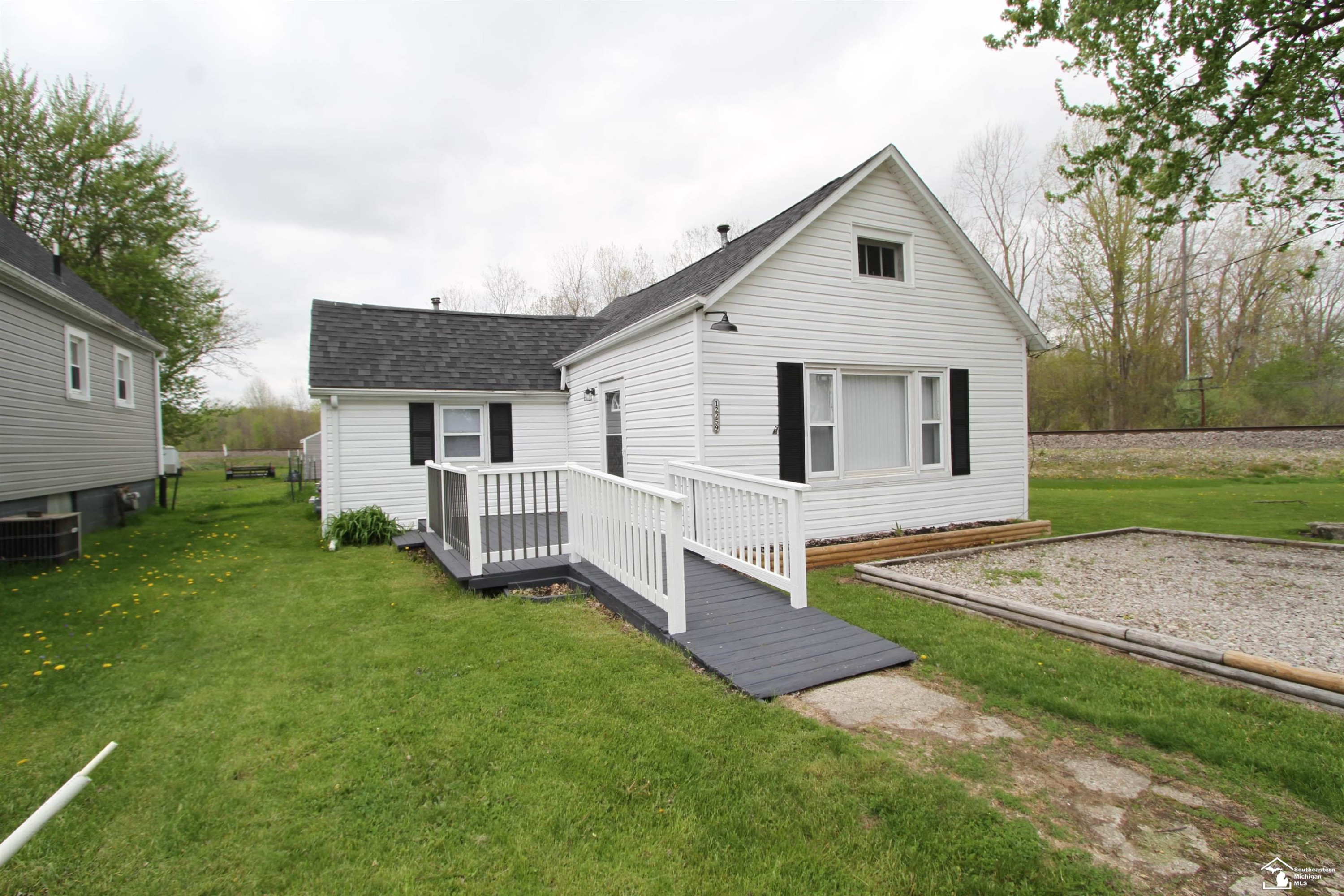 12259 Eldora Road, Carleton, MI 48117 — Photo 5