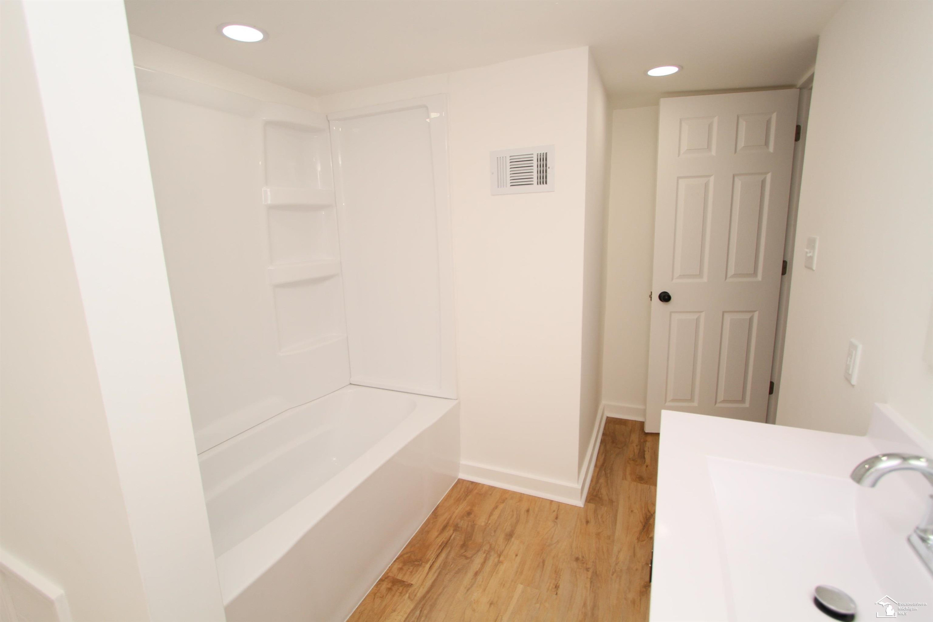 12259 Eldora Road, Carleton, MI 48117 — Photo 22