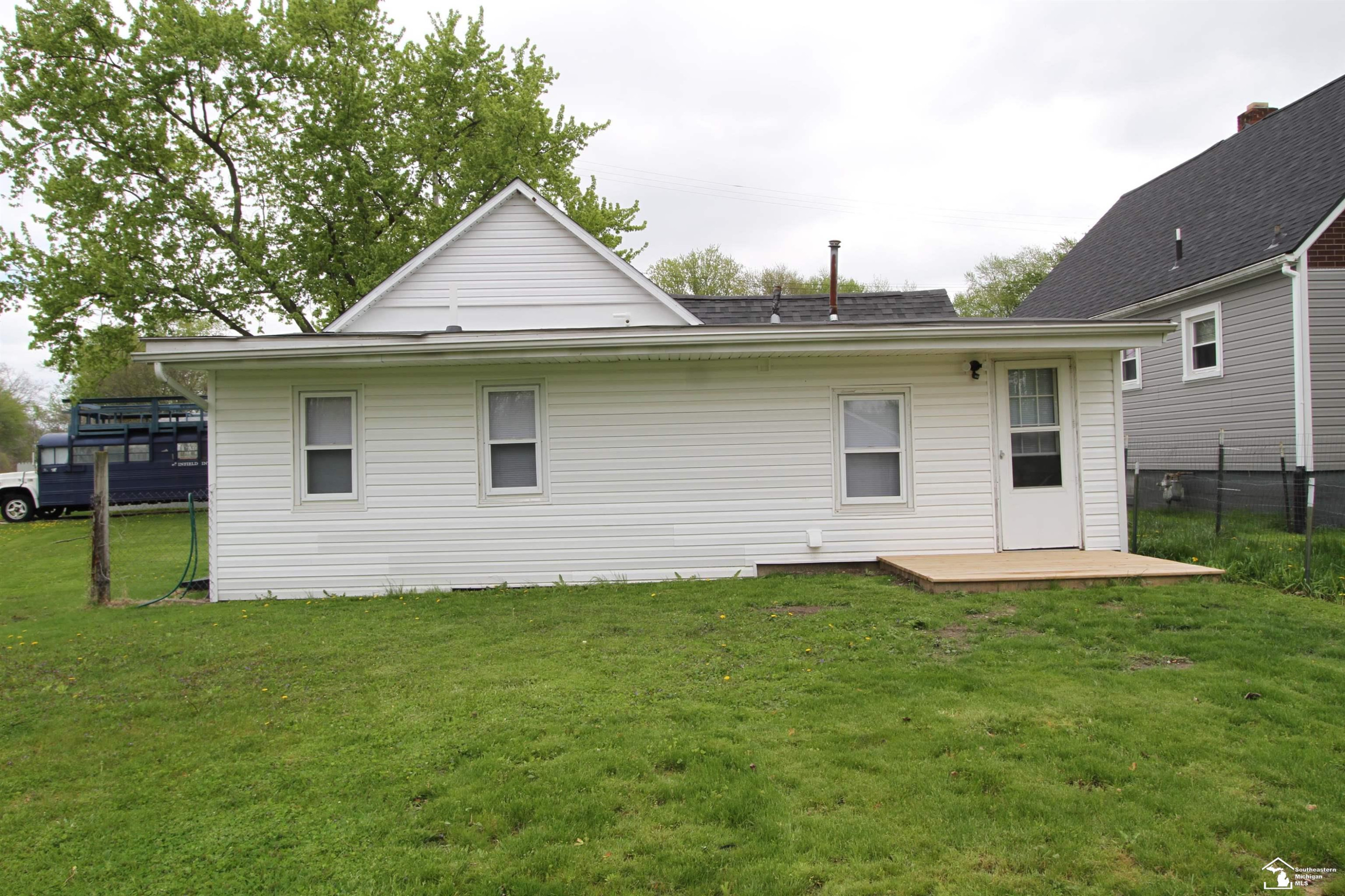 12259 Eldora Road, Carleton, MI 48117 — Photo 23
