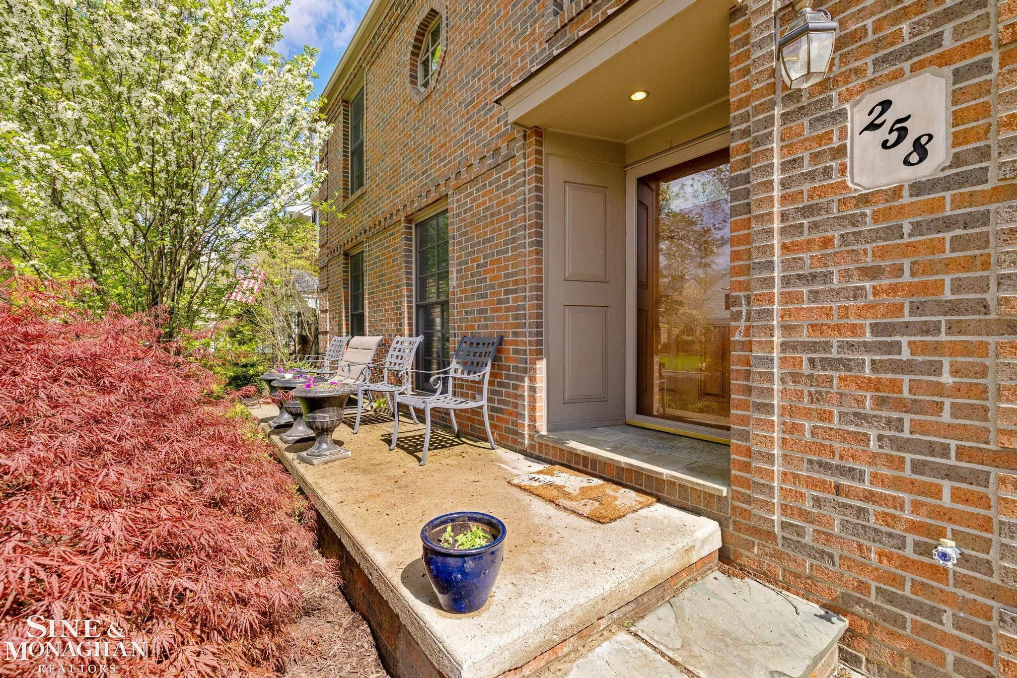 258 Merriweather Road, Grosse Pointe Farms, MI 48236 — Photo 4