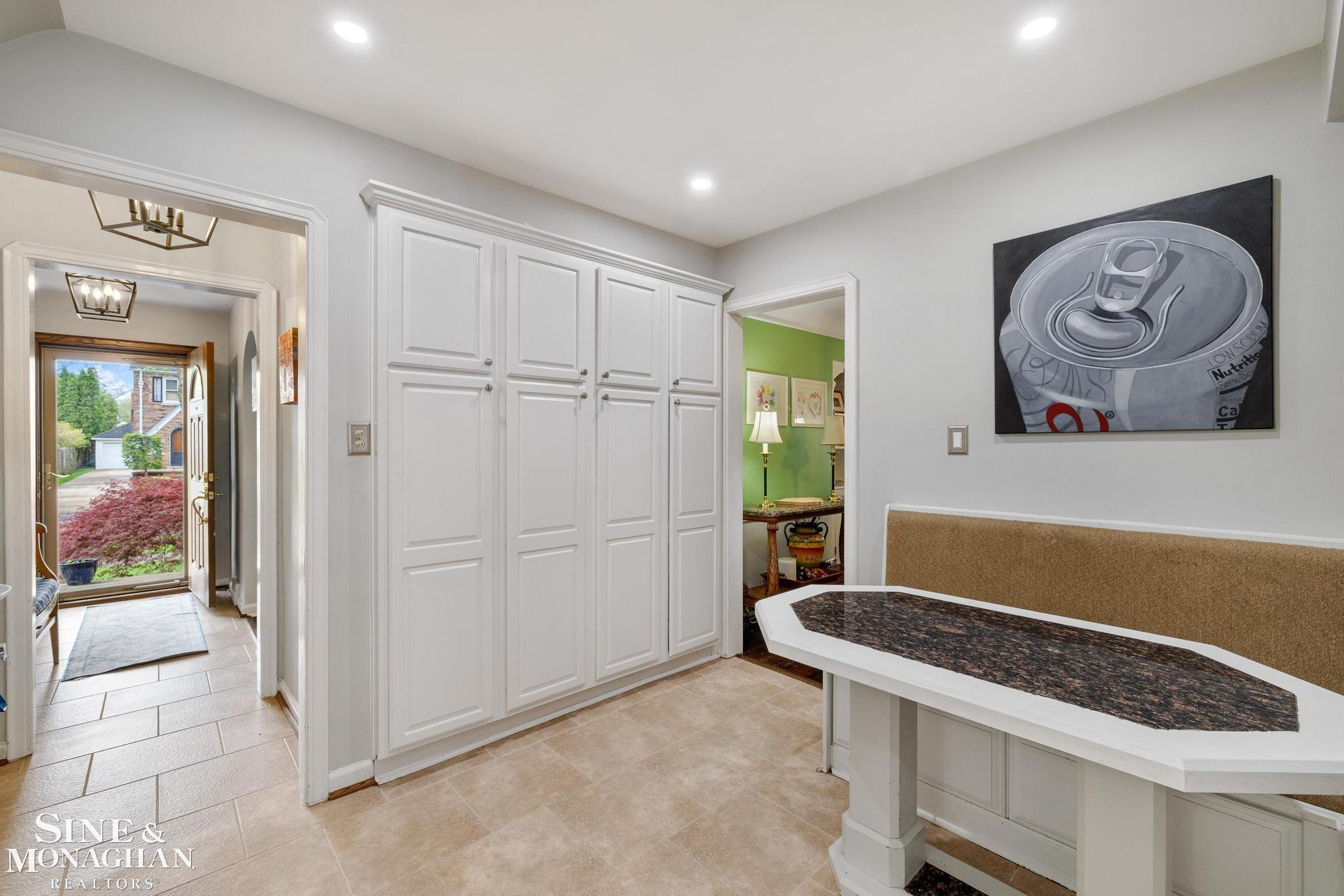258 Merriweather Road, Grosse Pointe Farms, MI 48236 — Photo 21