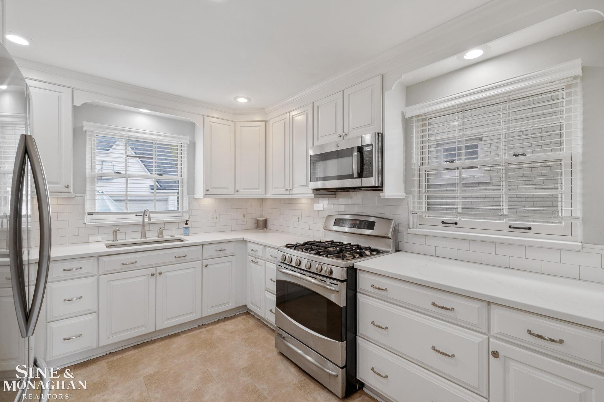 258 Merriweather Road, Grosse Pointe Farms, MI 48236 — Photo 22