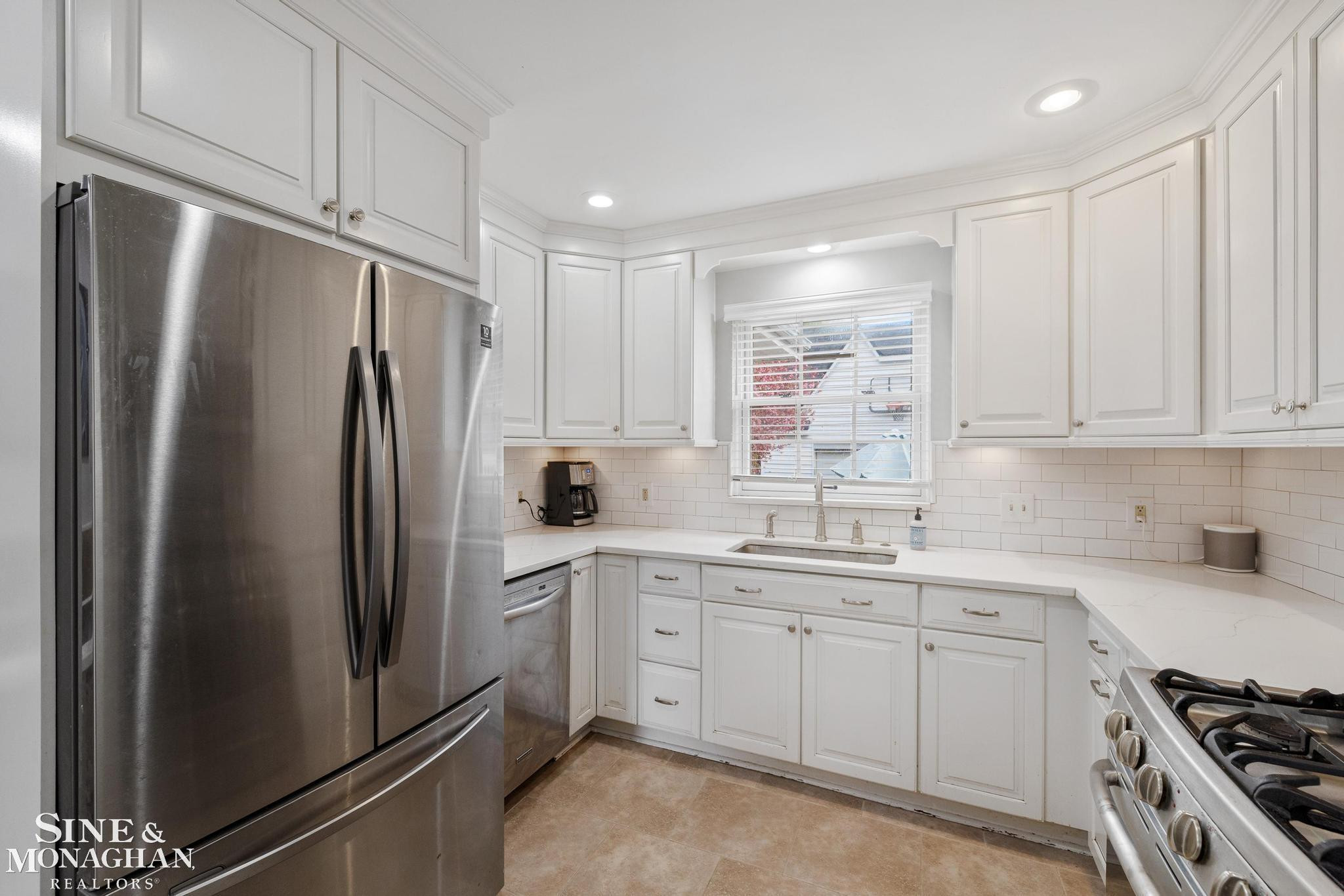 258 Merriweather Road, Grosse Pointe Farms, MI 48236 — Photo 23