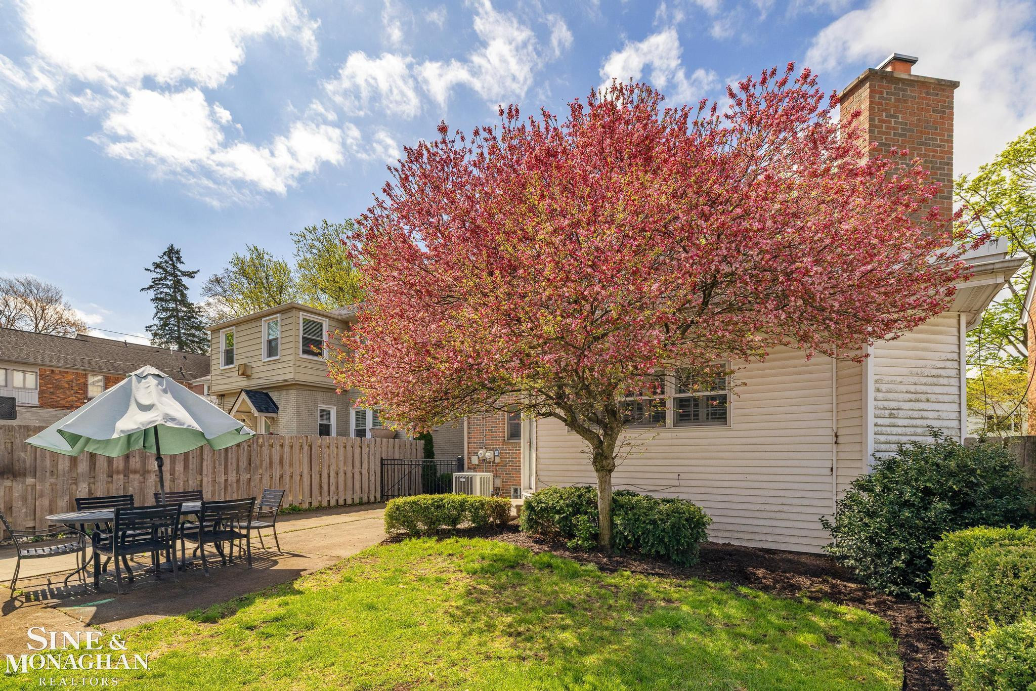 258 Merriweather Road, Grosse Pointe Farms, MI 48236 — Photo 44