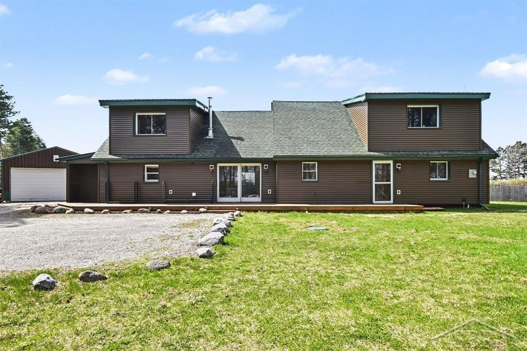 15251 Geddes Road, Hemlock, MI 48626 — Photo 2