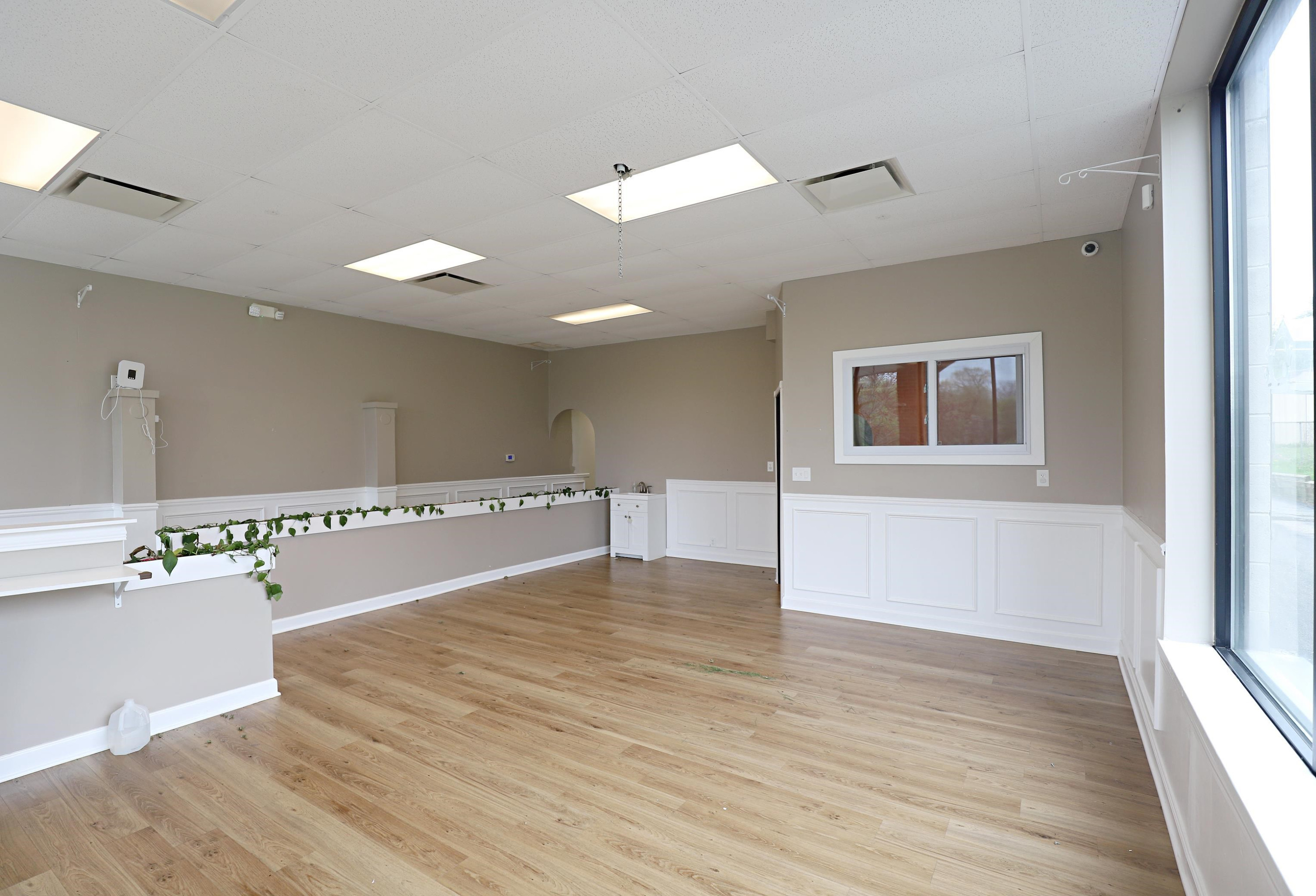 1091 E Bristol Road, Burton, MI 48529 — Photo 13