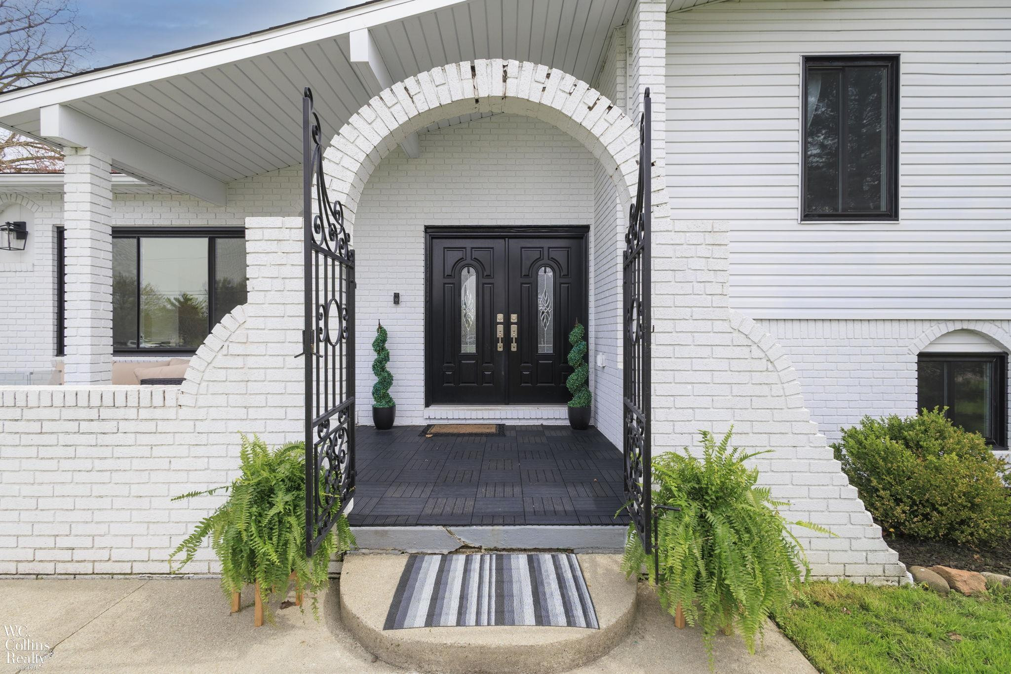 9059 Sandy Ridge Drive, White Lake, MI — Photo 4