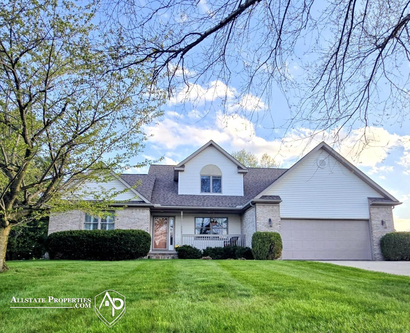 9060 Woodridge Drive, Davison, MI 48423 — front exterior
