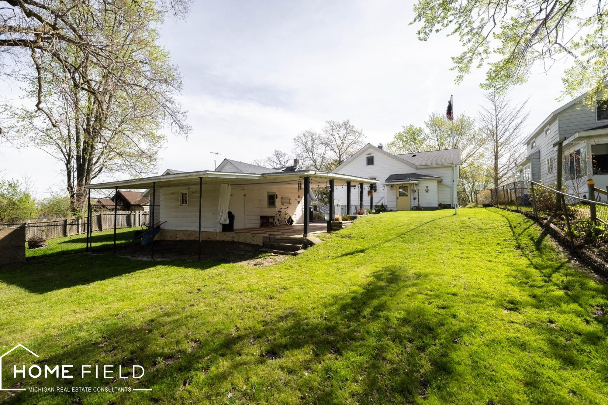 1314 Broadway Avenue, Owosso, MI 48867 — Photo 6