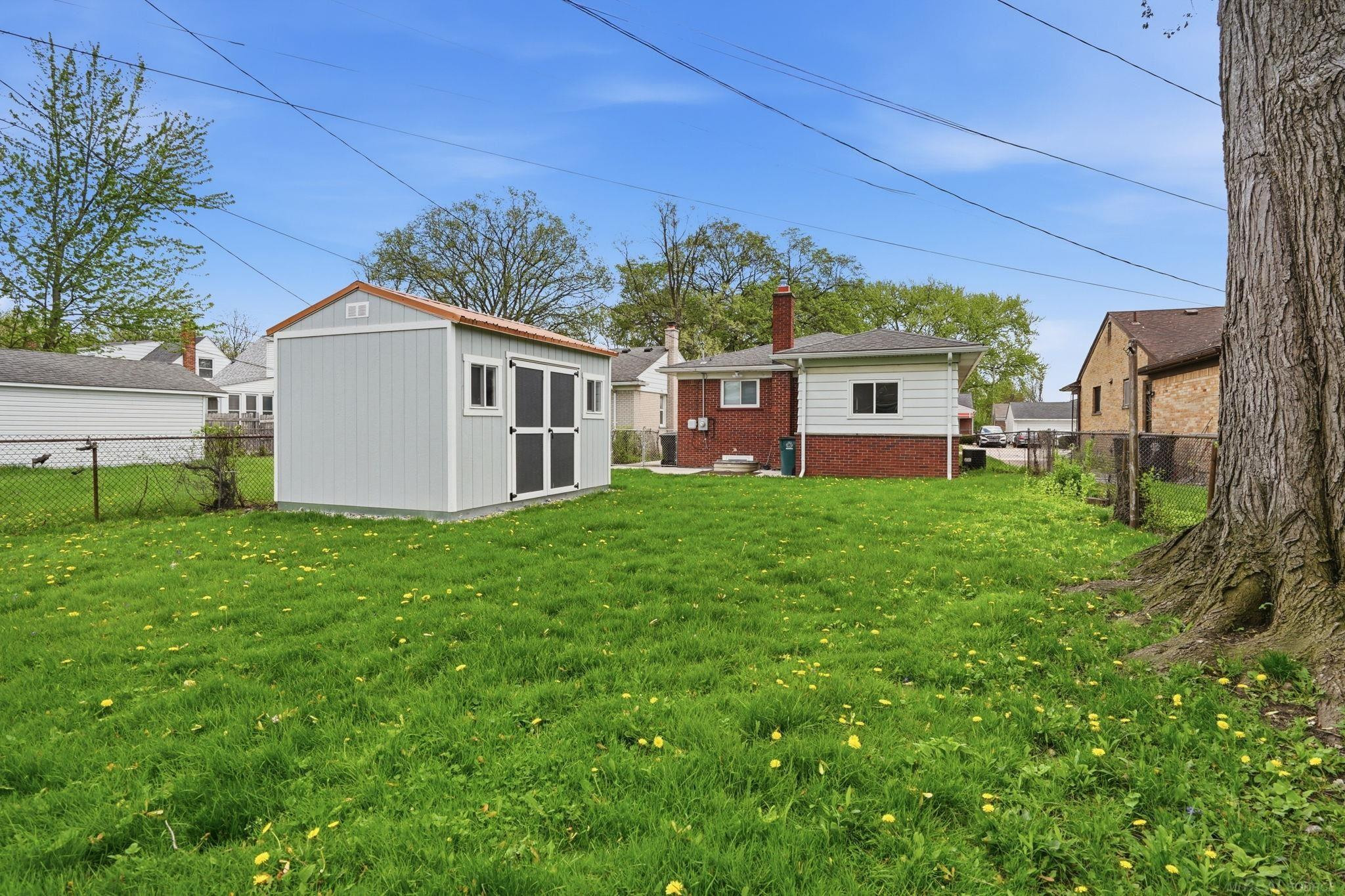23005 Church Street, Oak Park, MI 48237 — Photo 24