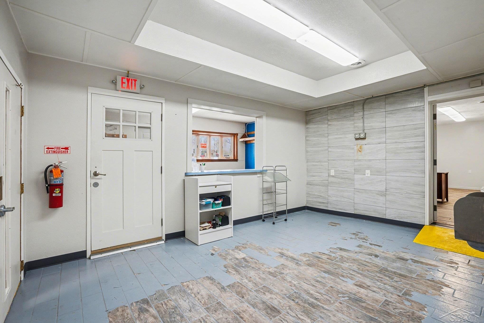 407 West Center Street, MI 48749 — Photo 6