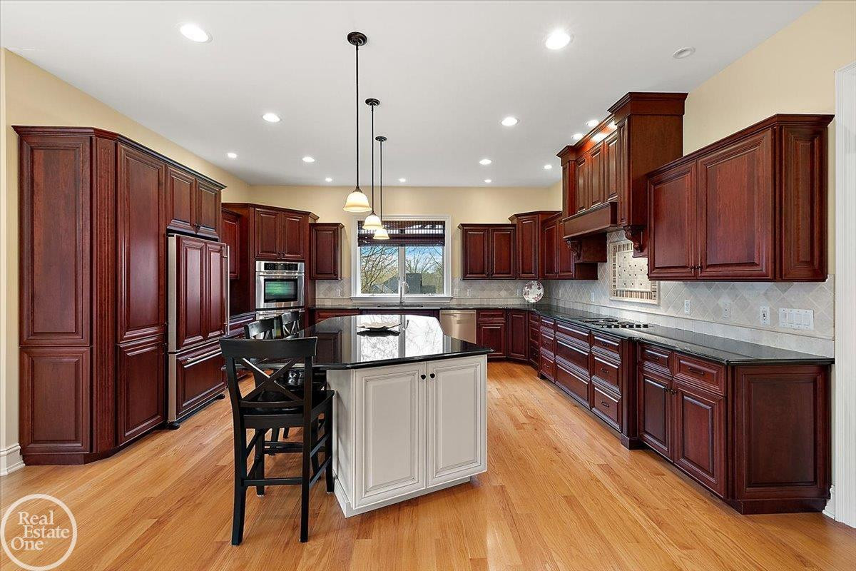 170 Fern Drive, Unit #11, MI 48367 — Photo 16