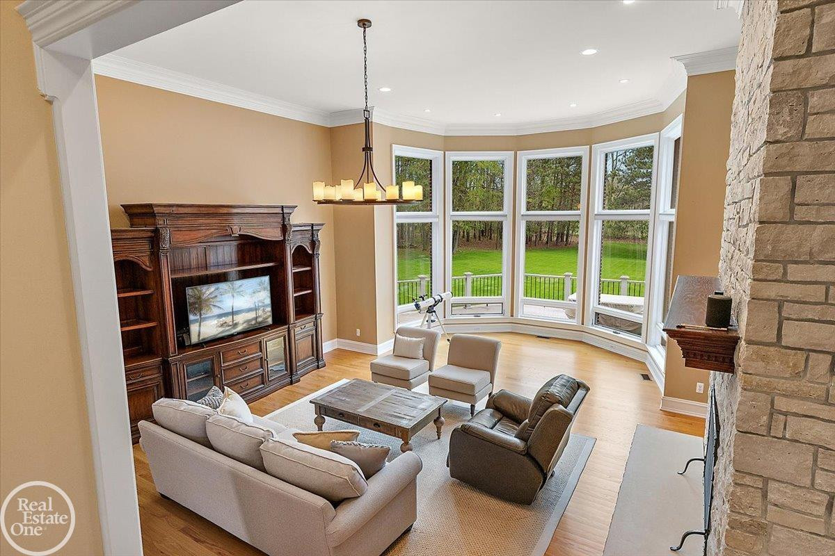 170 Fern Drive, Unit #11, MI 48367 — Photo 21
