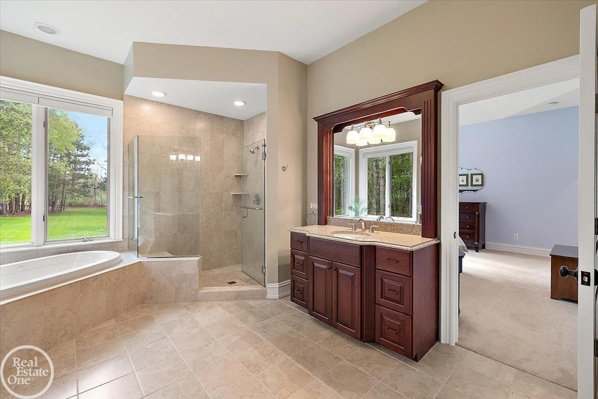 170 Fern Drive, Unit #11, MI 48367 — Photo 26