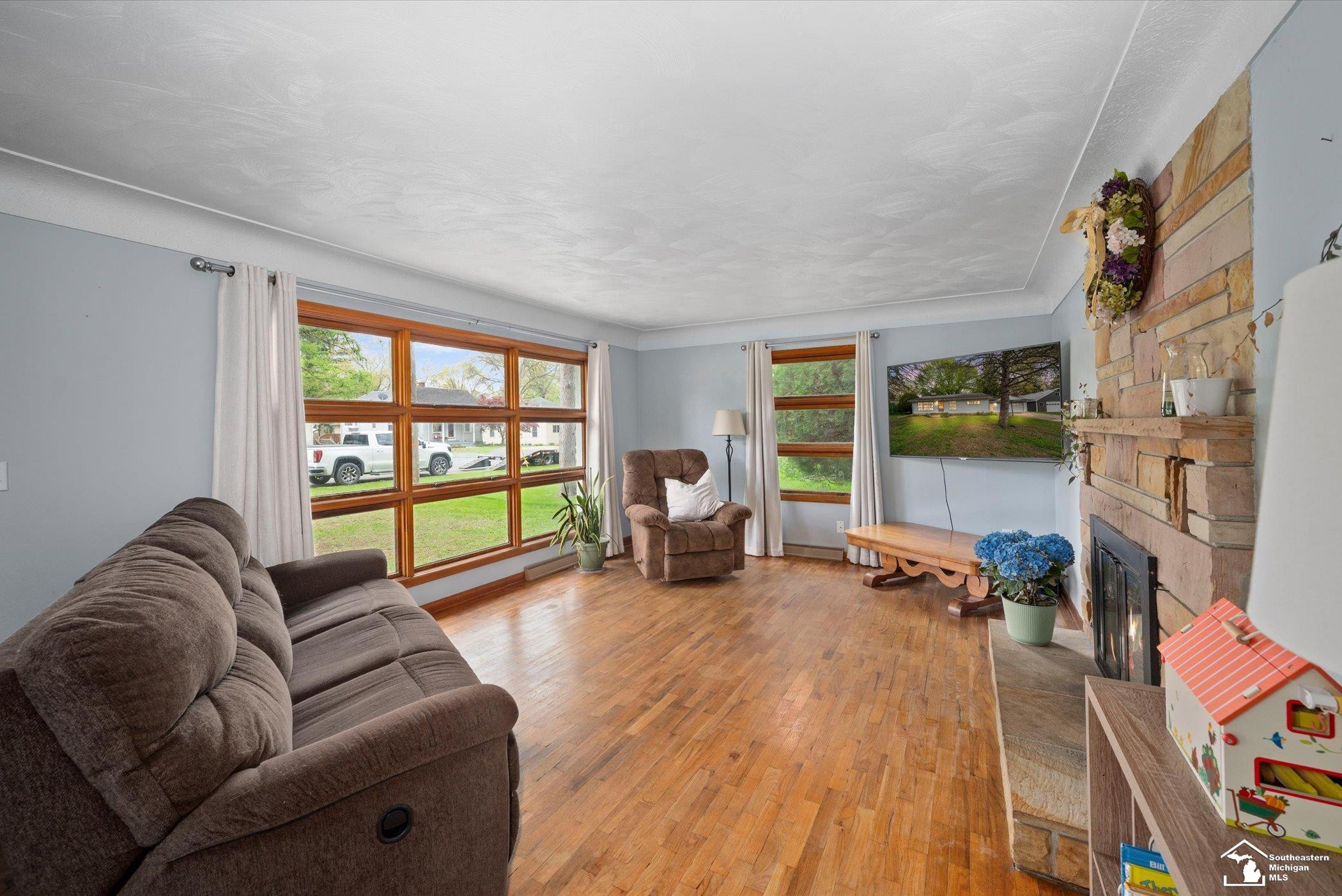 1128 S Park Drive, Temperance, MI 48182 — Photo 7