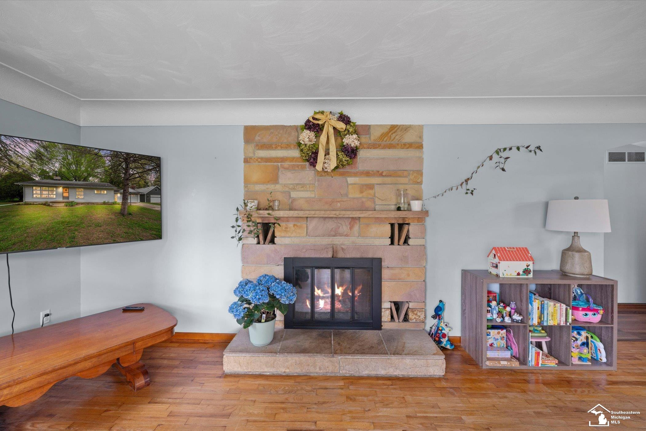 1128 S Park Drive, Temperance, MI 48182 — Photo 8