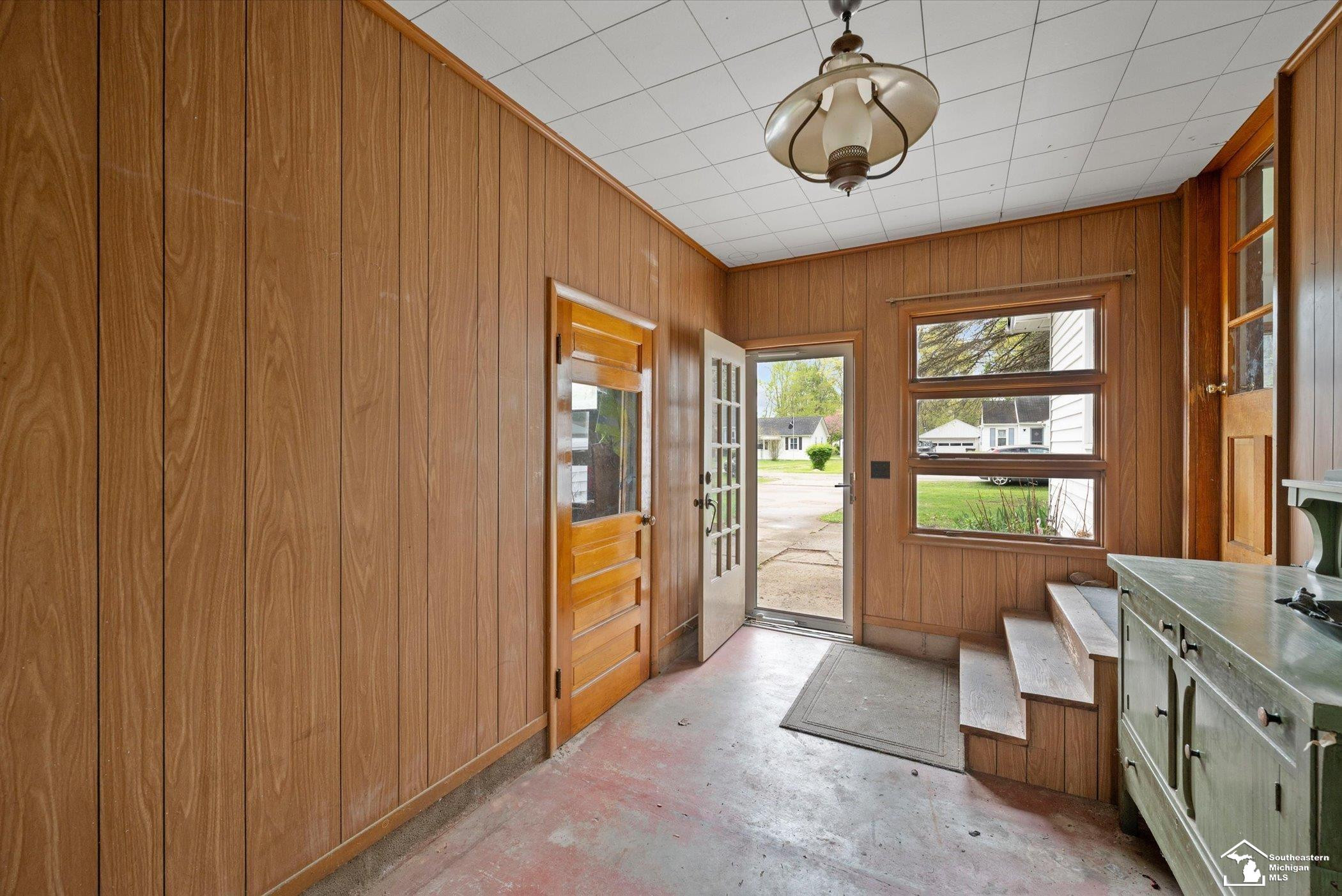 1128 S Park Drive, Temperance, MI 48182 — Photo 23