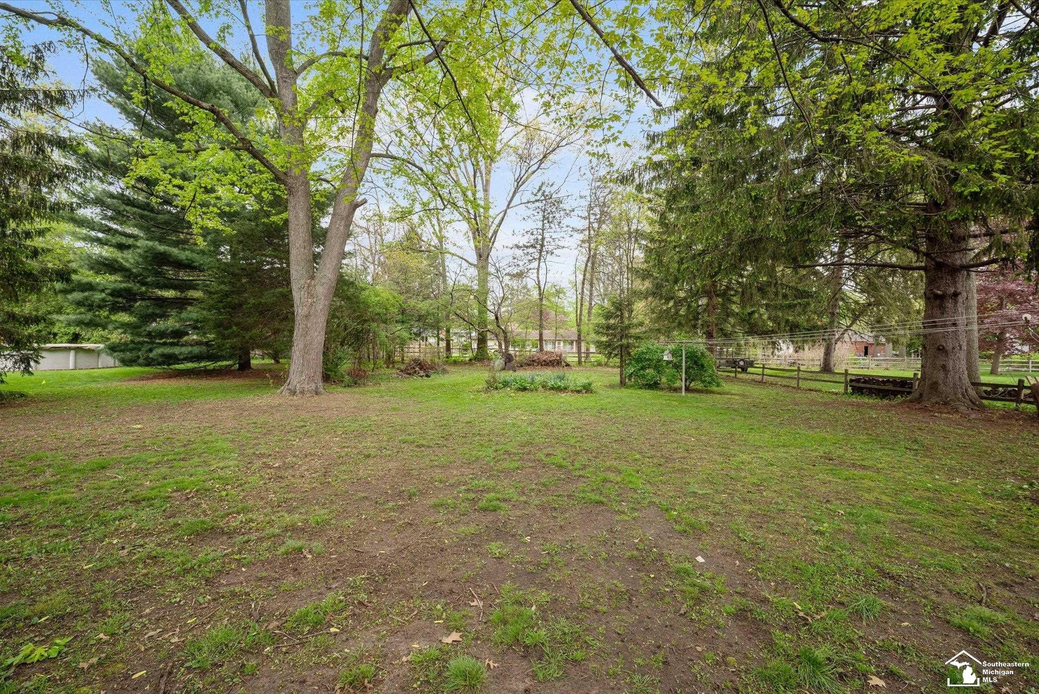 1128 S Park Drive, Temperance, MI 48182 — Photo 27