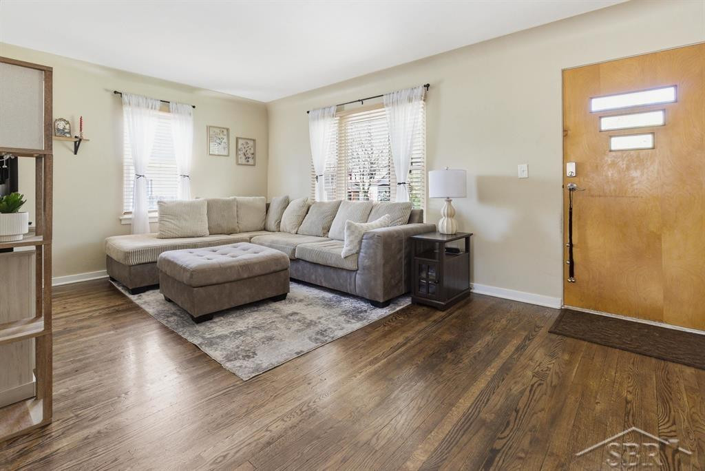 707 Raymond Street, Bay City, MI 48706 — Photo 4