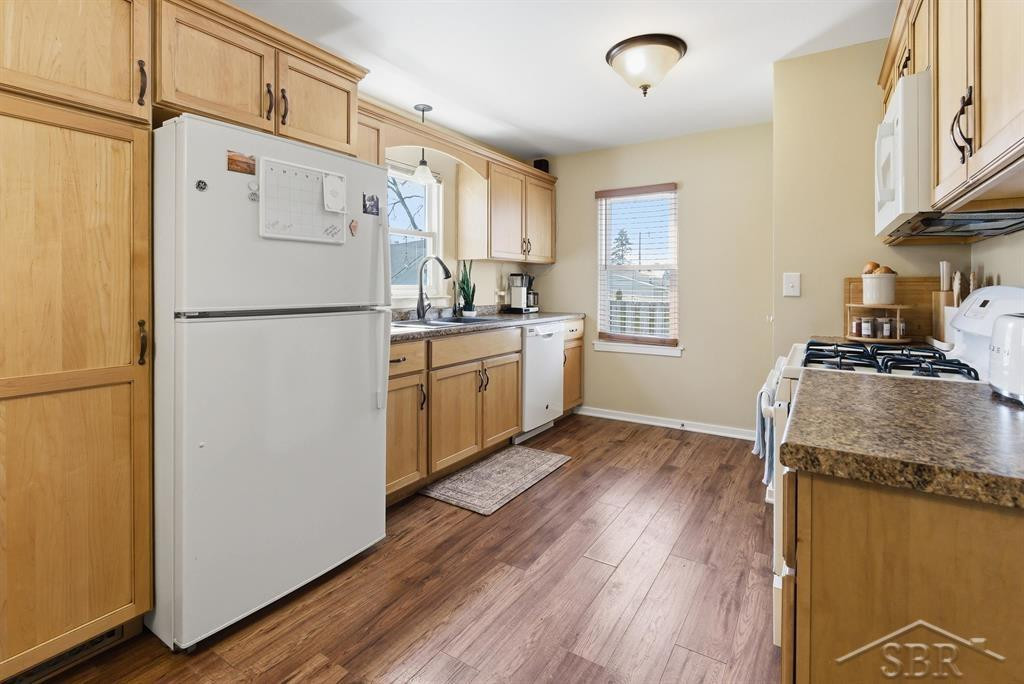 707 Raymond Street, Bay City, MI 48706 — Photo 9