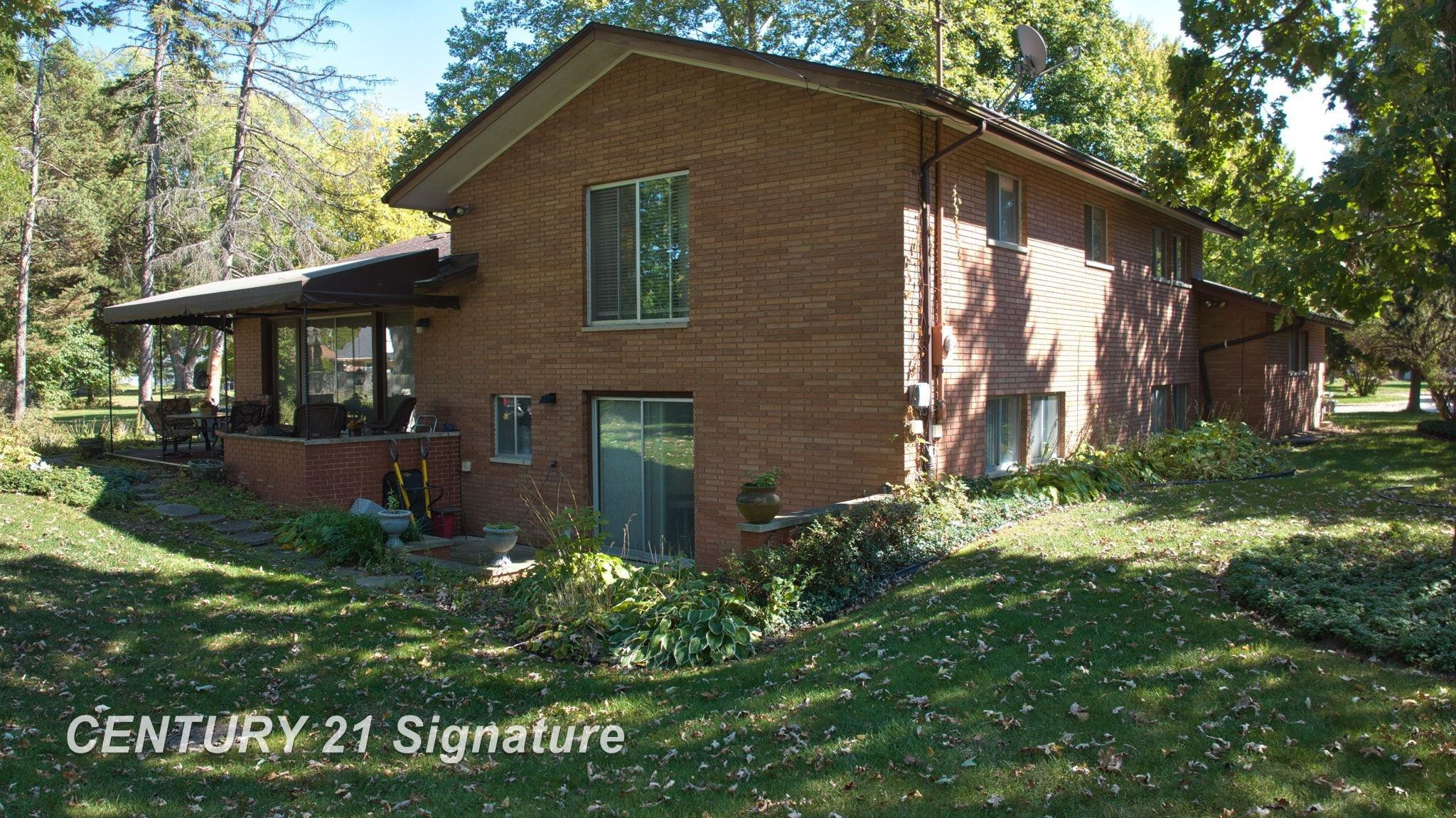 47 Bretton Place, Saginaw, MI 48602 — Photo 9