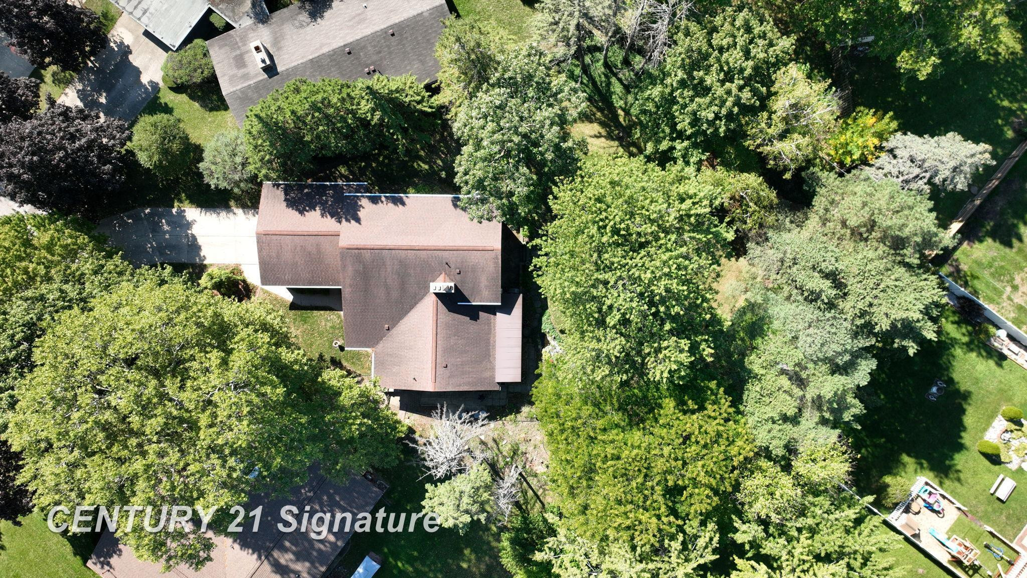 47 Bretton Place, Saginaw, MI 48602 — Photo 17