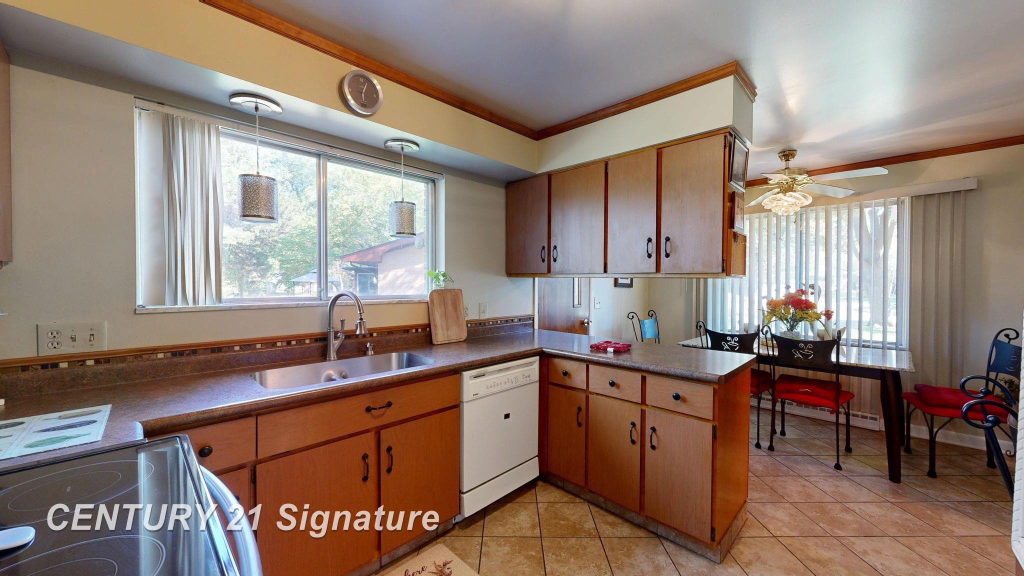 47 Bretton Place, Saginaw, MI 48602 — Photo 39