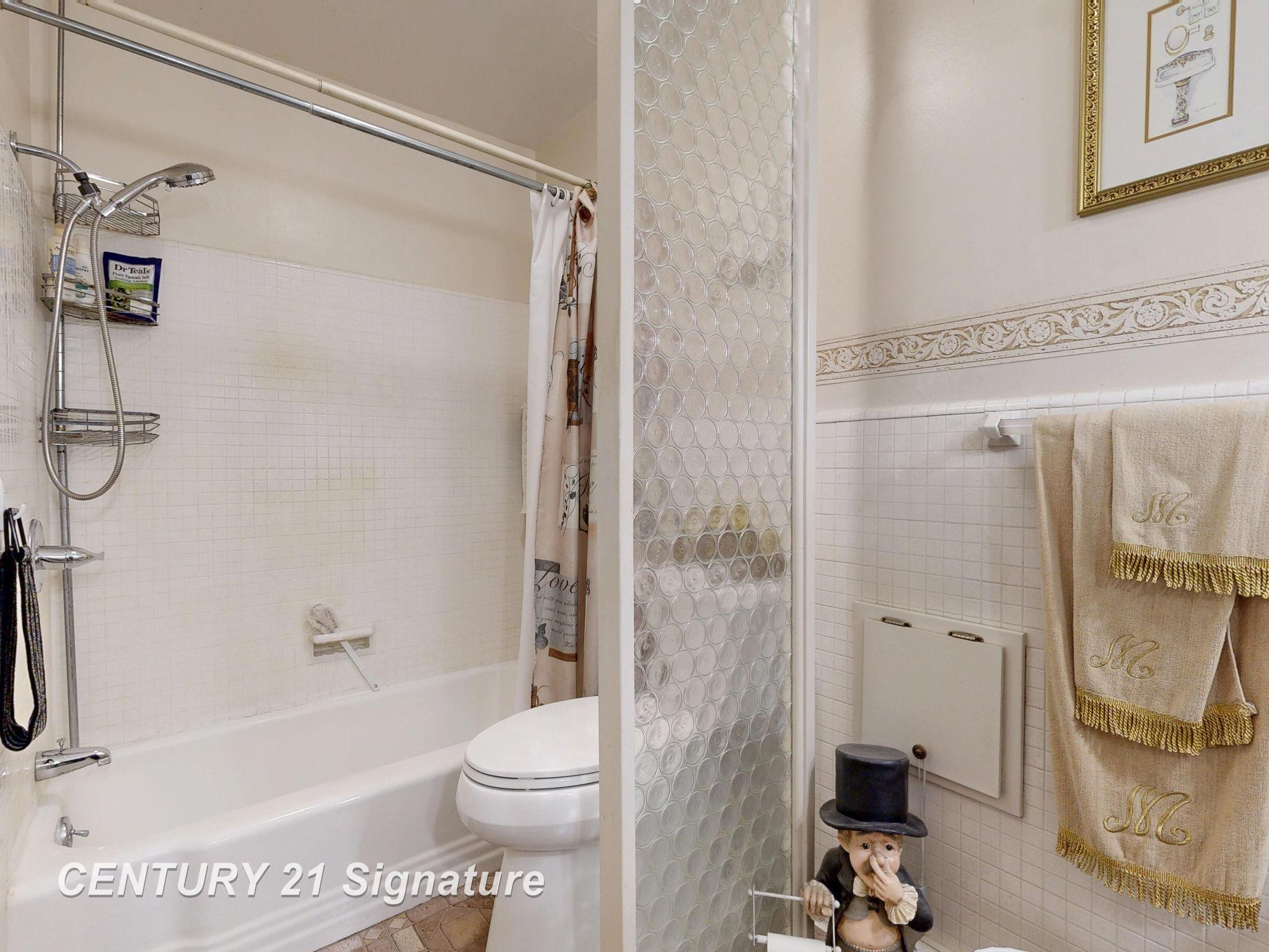 47 Bretton Place, Saginaw, MI 48602 — Photo 59