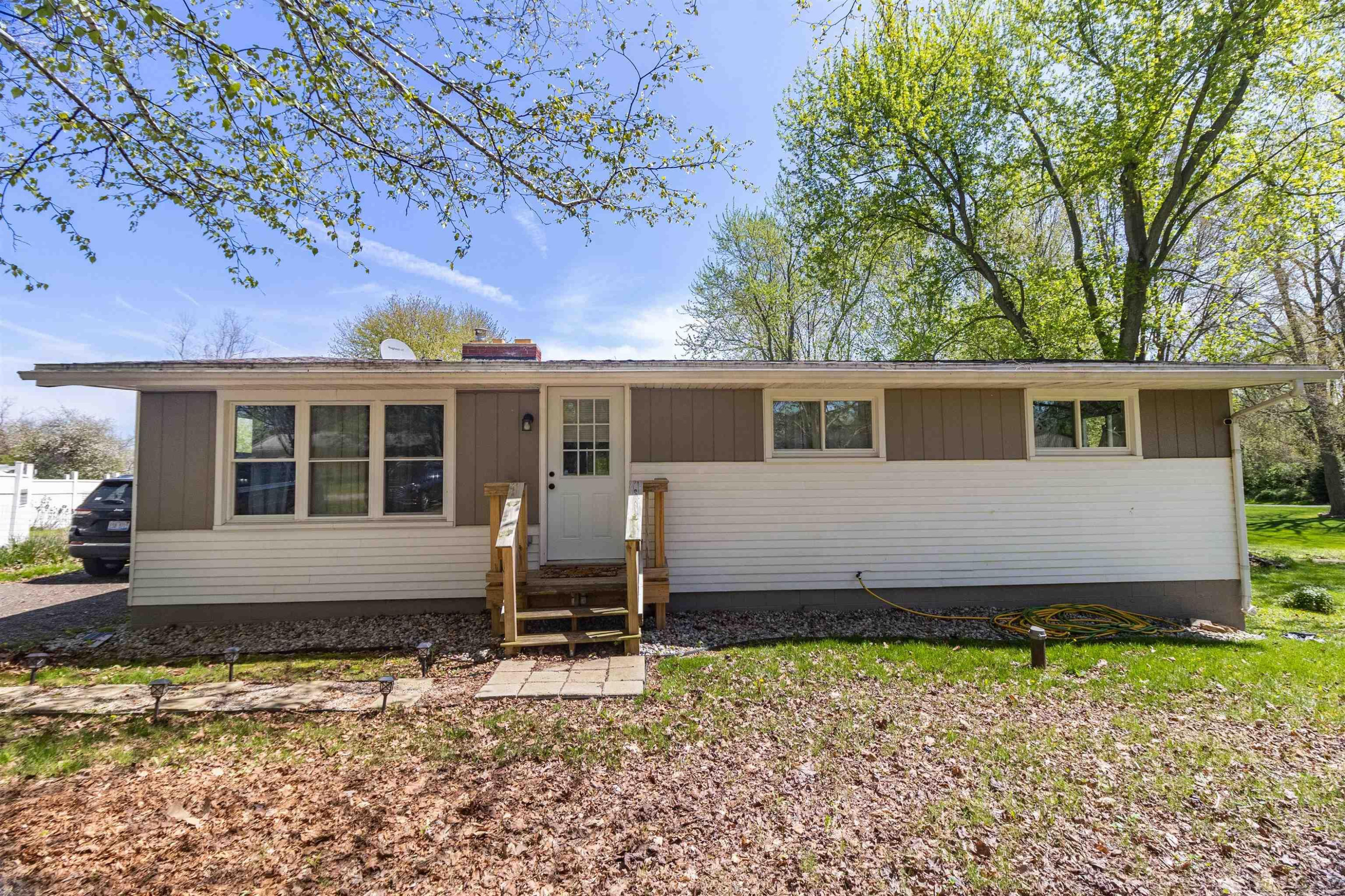 4839 Deleon Drive, Tecumseh, MI 49286 — Photo 3
