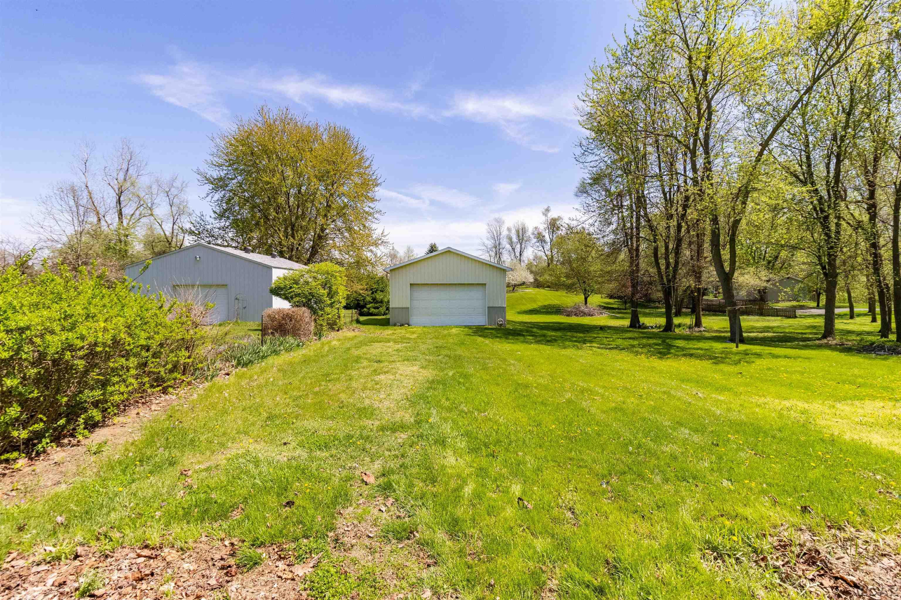 4839 Deleon Drive, Tecumseh, MI 49286 — Photo 7