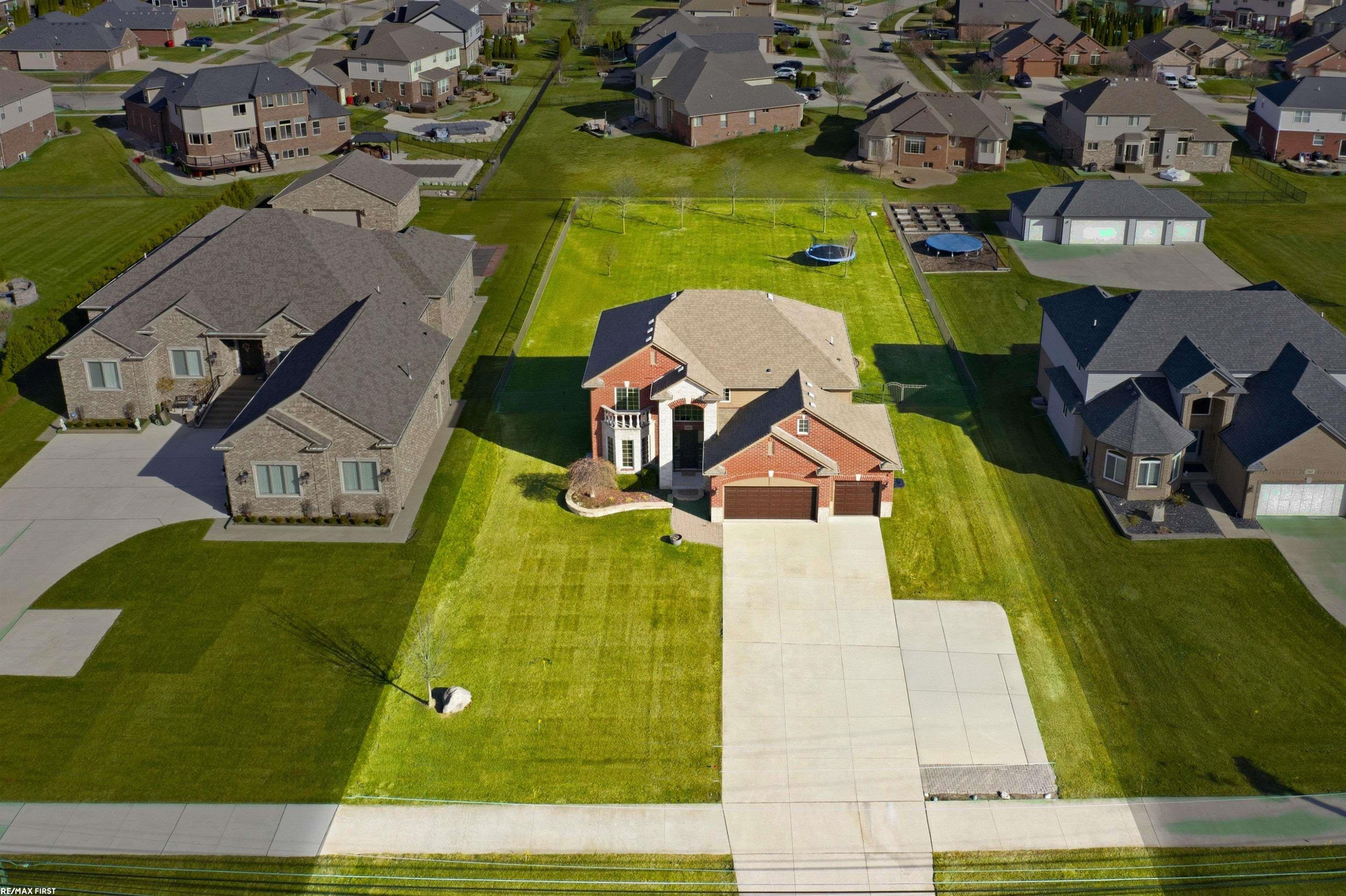 18081 25 Mile Road, Macomb, MI 48042 — Photo 2