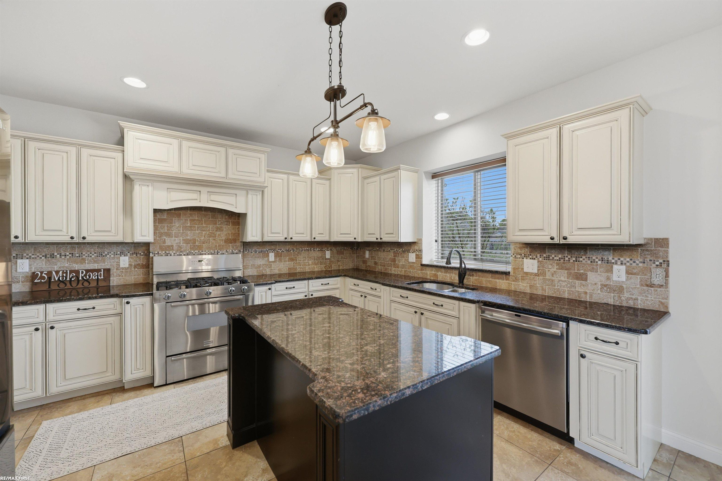 18081 25 Mile Road, Macomb, MI 48042 — Photo 11