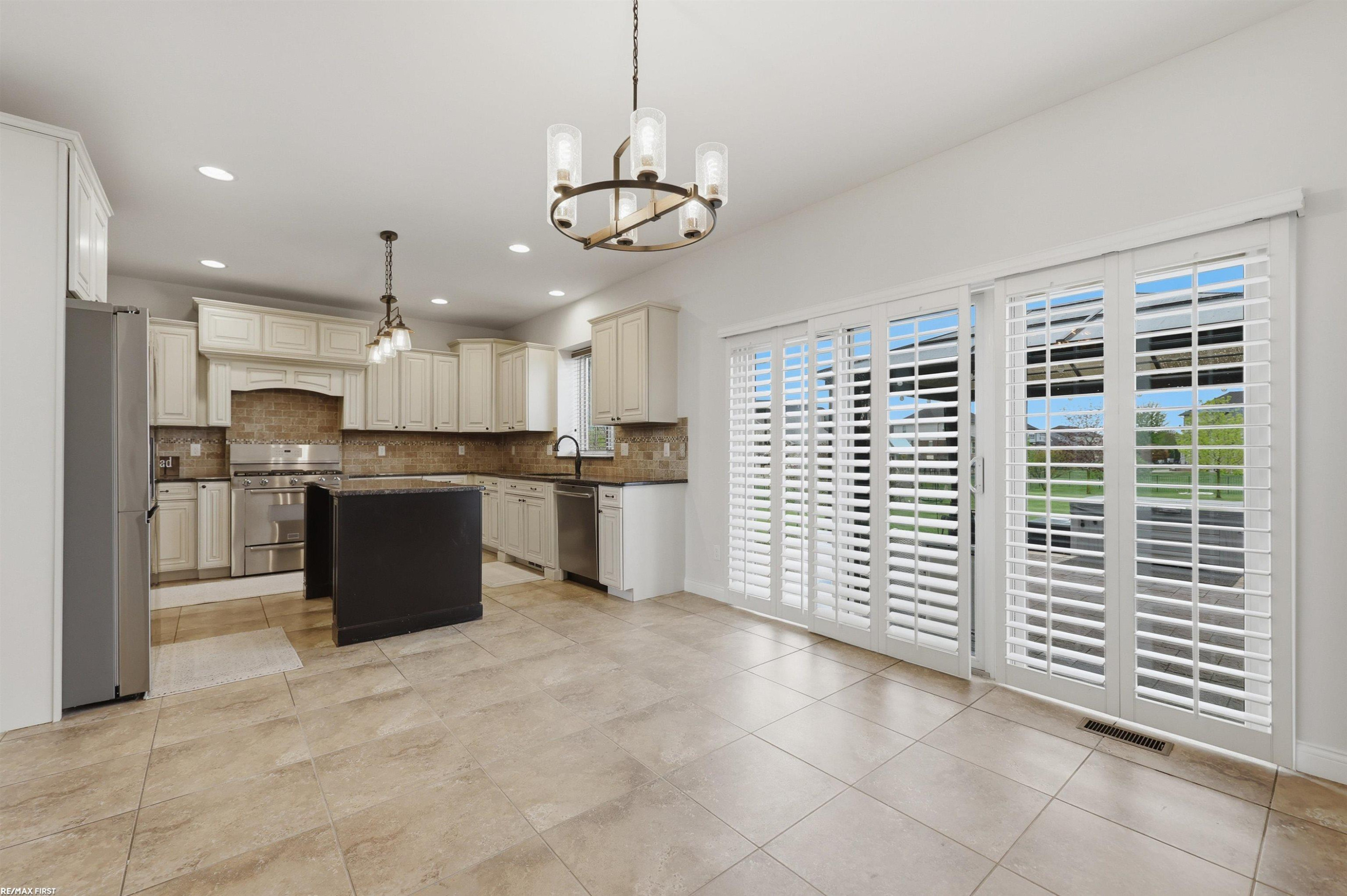 18081 25 Mile Road, Macomb, MI 48042 — Photo 18