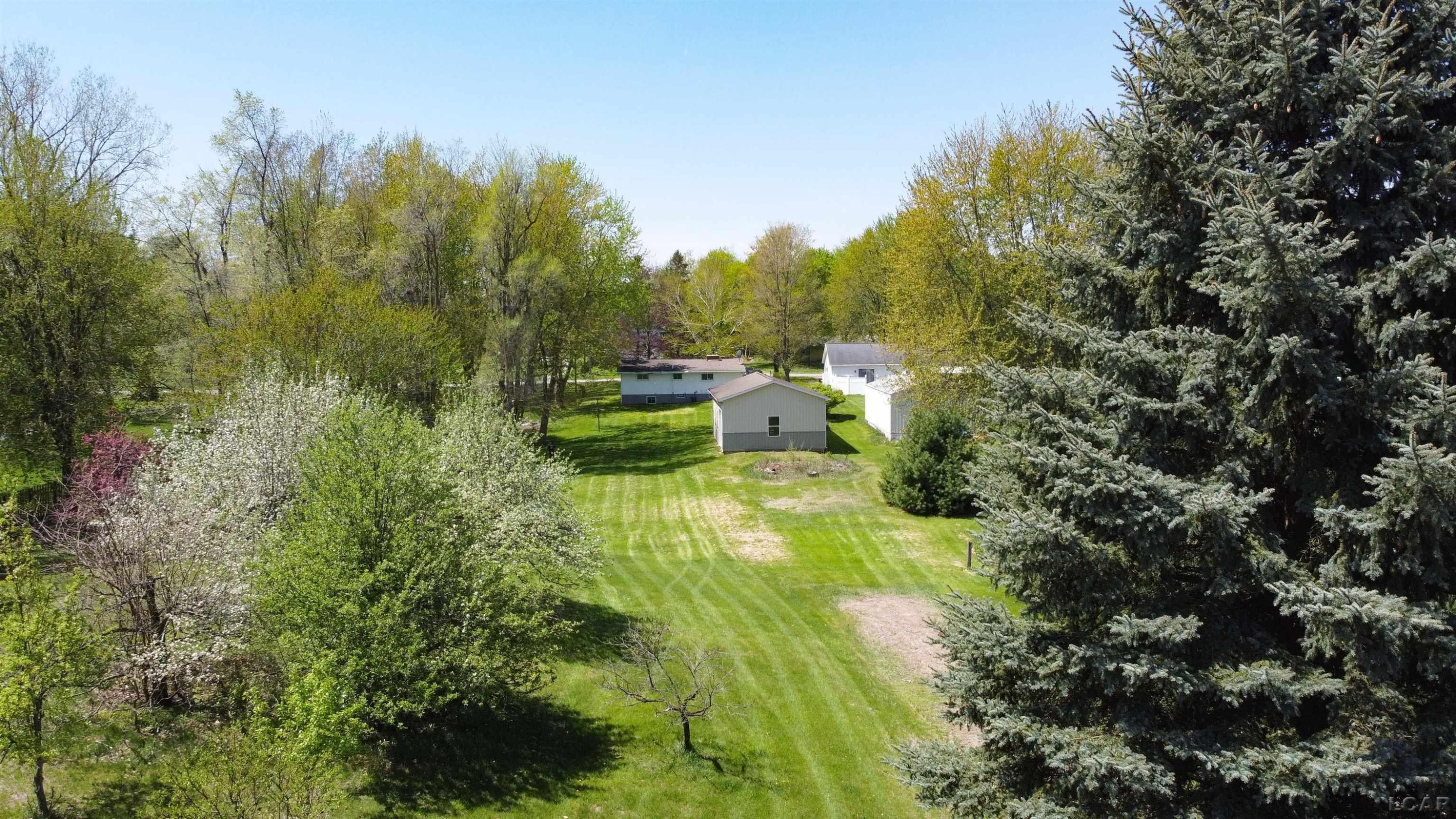 4839 Deleon Drive, Tecumseh, MI 49286 — Photo 46