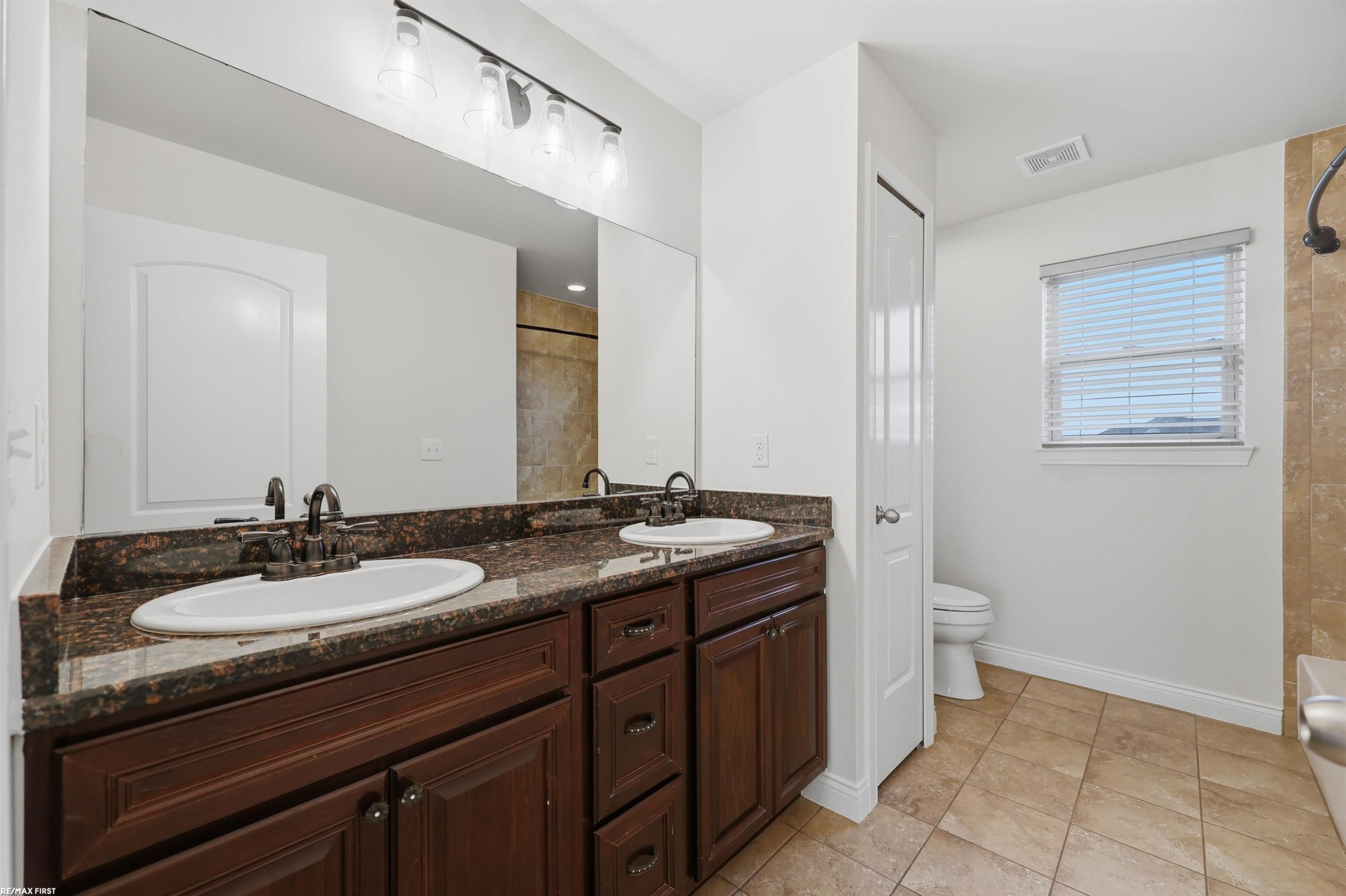 18081 25 Mile Road, Macomb, MI 48042 — Photo 31
