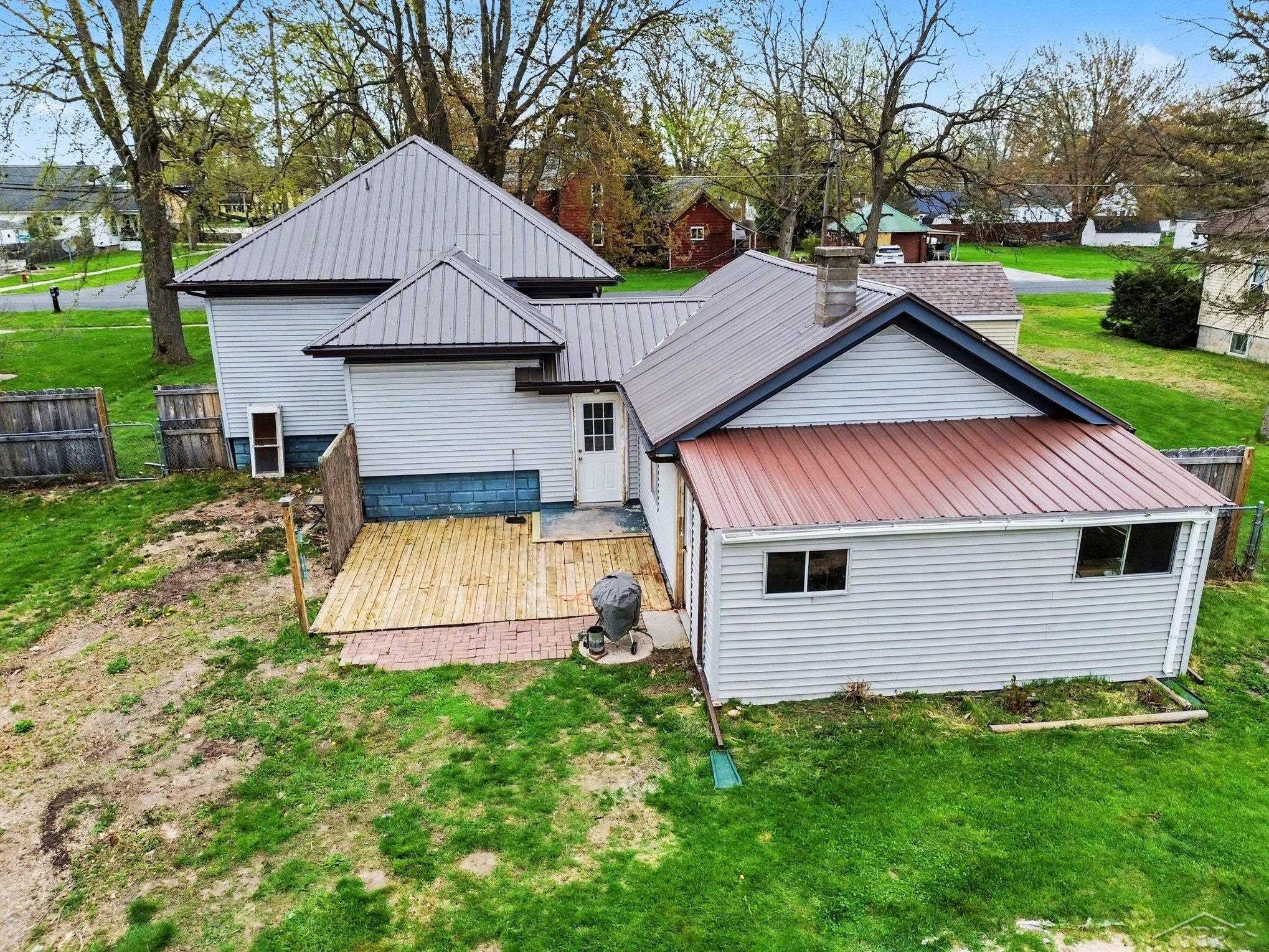 206 S Maple Street, Hemlock, MI 48626 — Photo 20