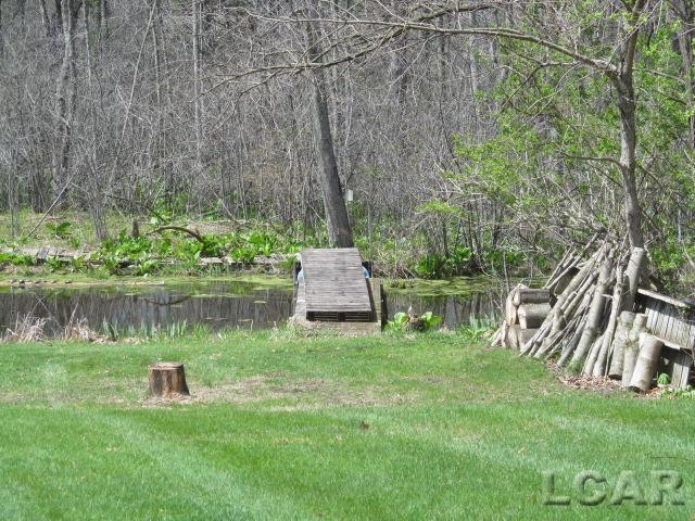Fairview Avenue, Jackson, MI 49201