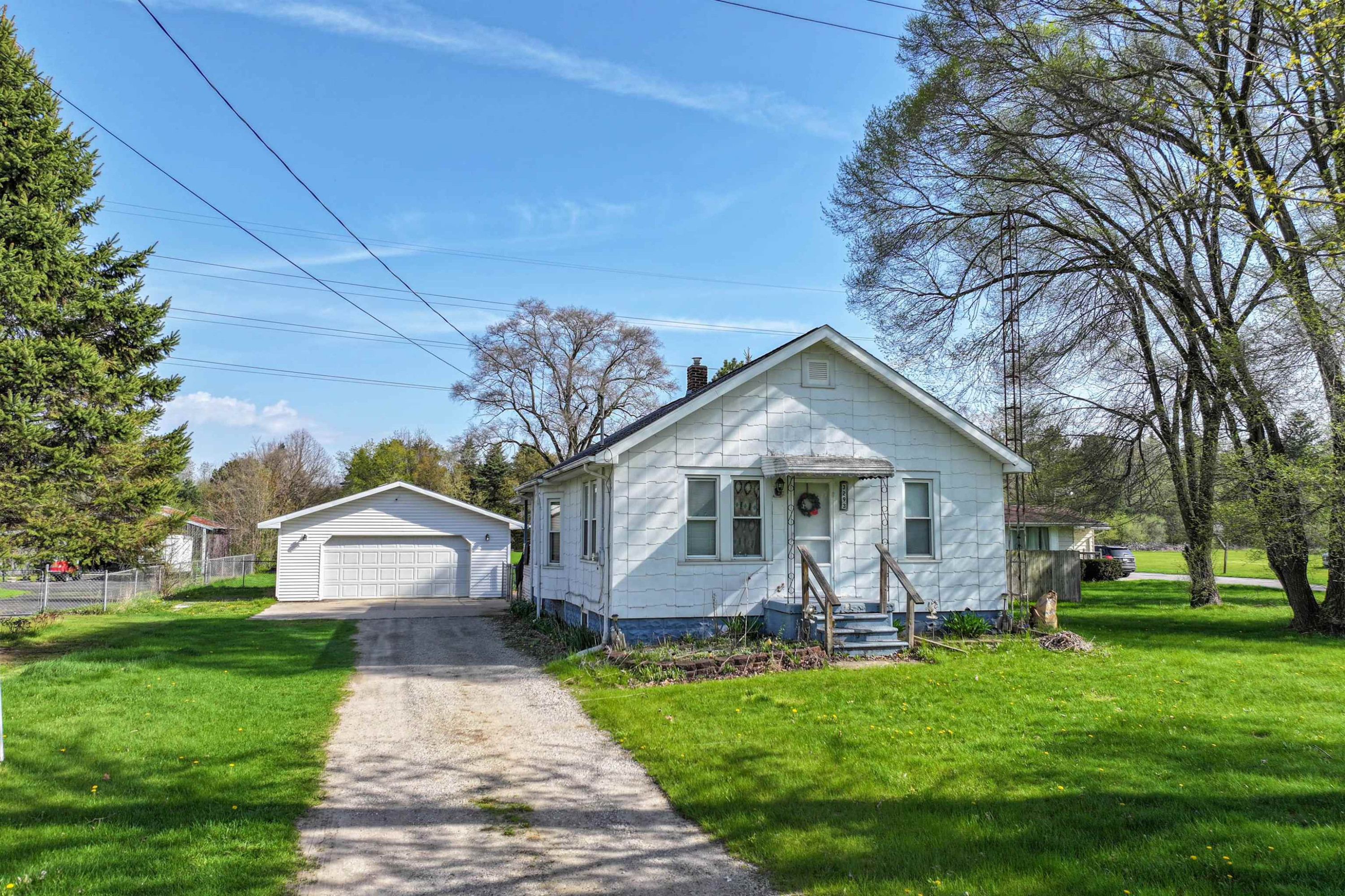 3293 E Pierson Road, Flint, MI 48506 — Photo 2